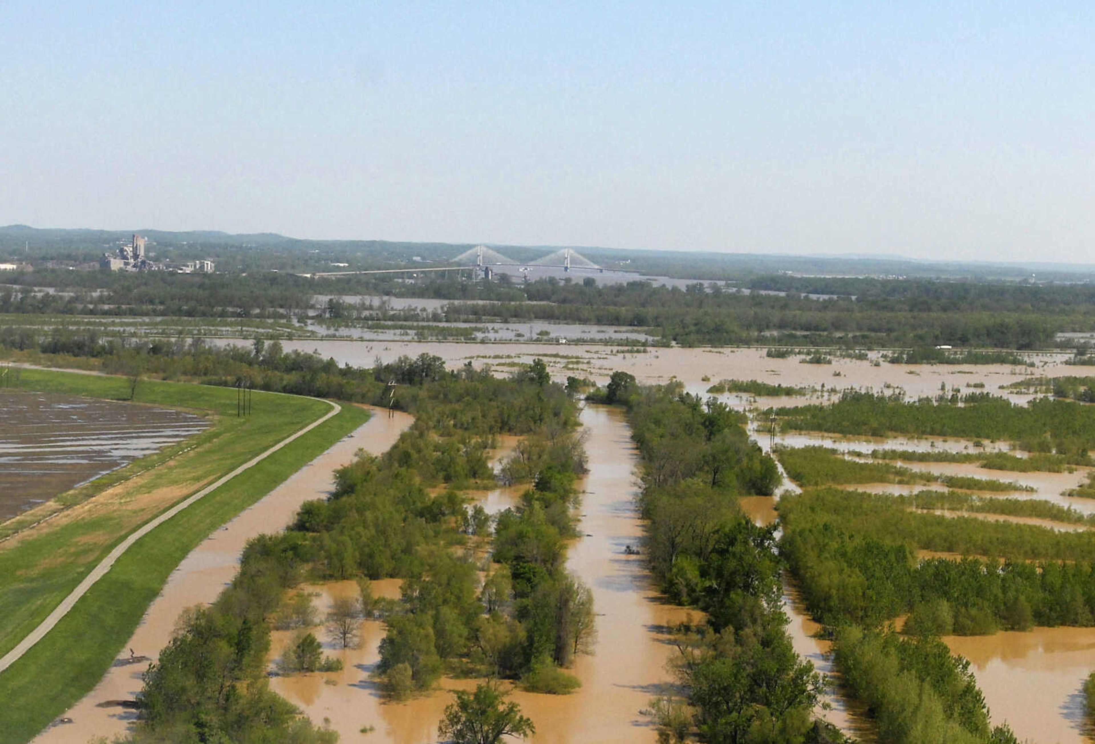 KRISTIN EBERTS ~ keberts@semissourian.com

A view toward the Bill Emerson Memorial Bridge from the south in Cape Girardeau, Mo., on Thursday, April 28, 2011.