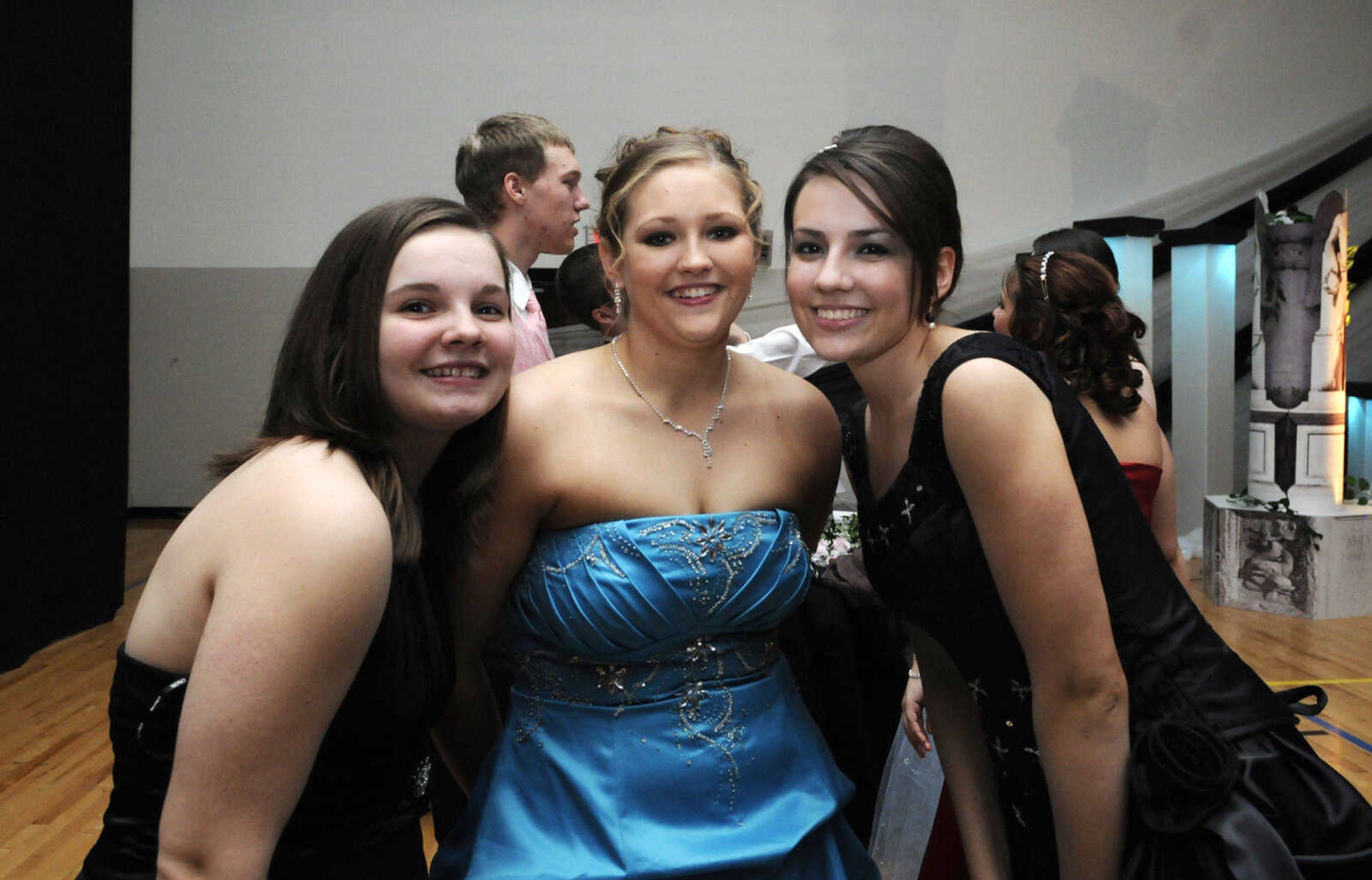 KRISTIN EBERTS ~ keberts@semissourian.com

The Oran High School prom took place on Saturday, April 17, 2010. The theme was "Passport Abroad."