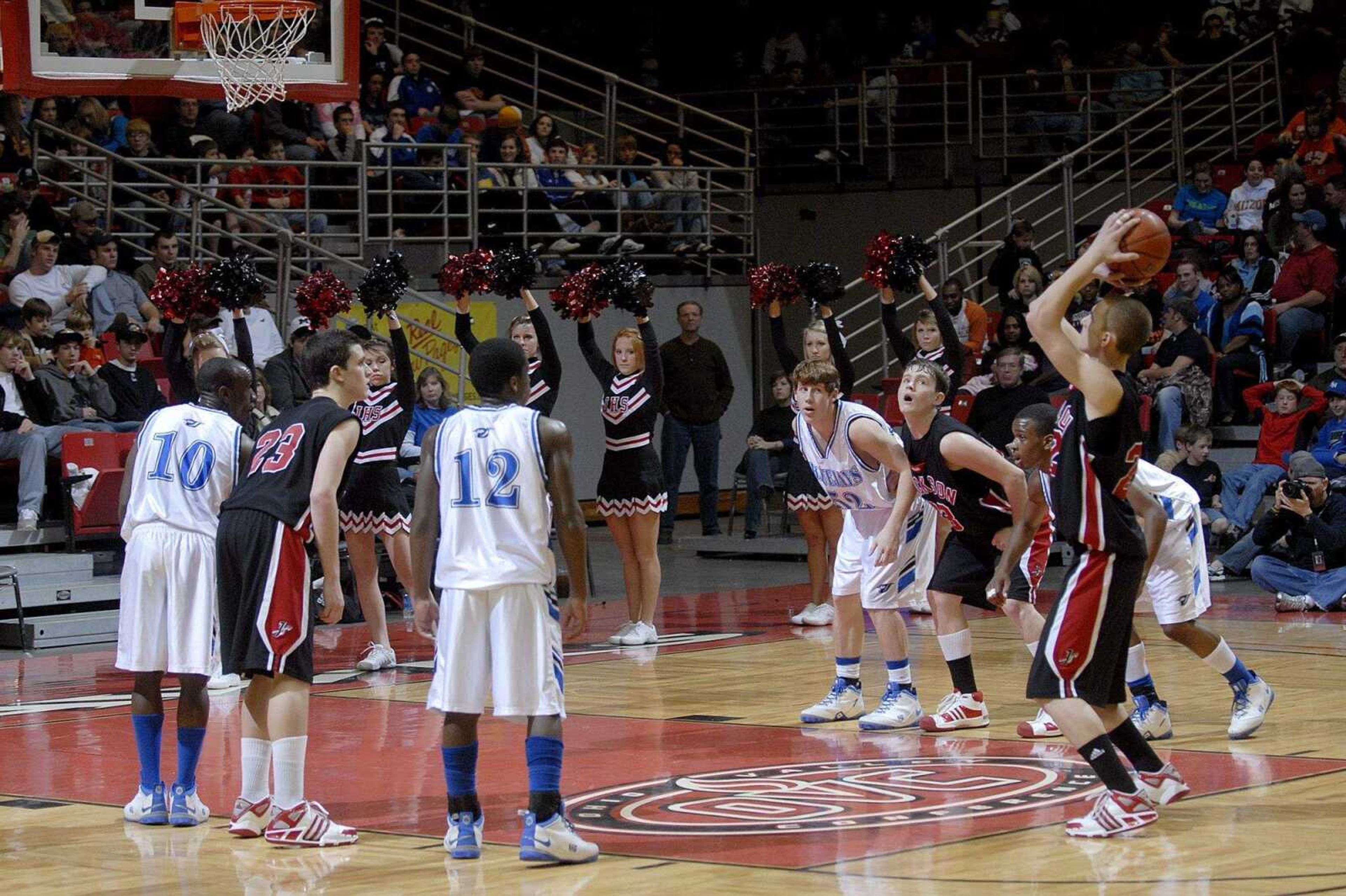 ELIZABETH DODD ~ edodd@semissourian.com
Jackson's Lucas Davis shoots a free throw in the second half against Charleston.