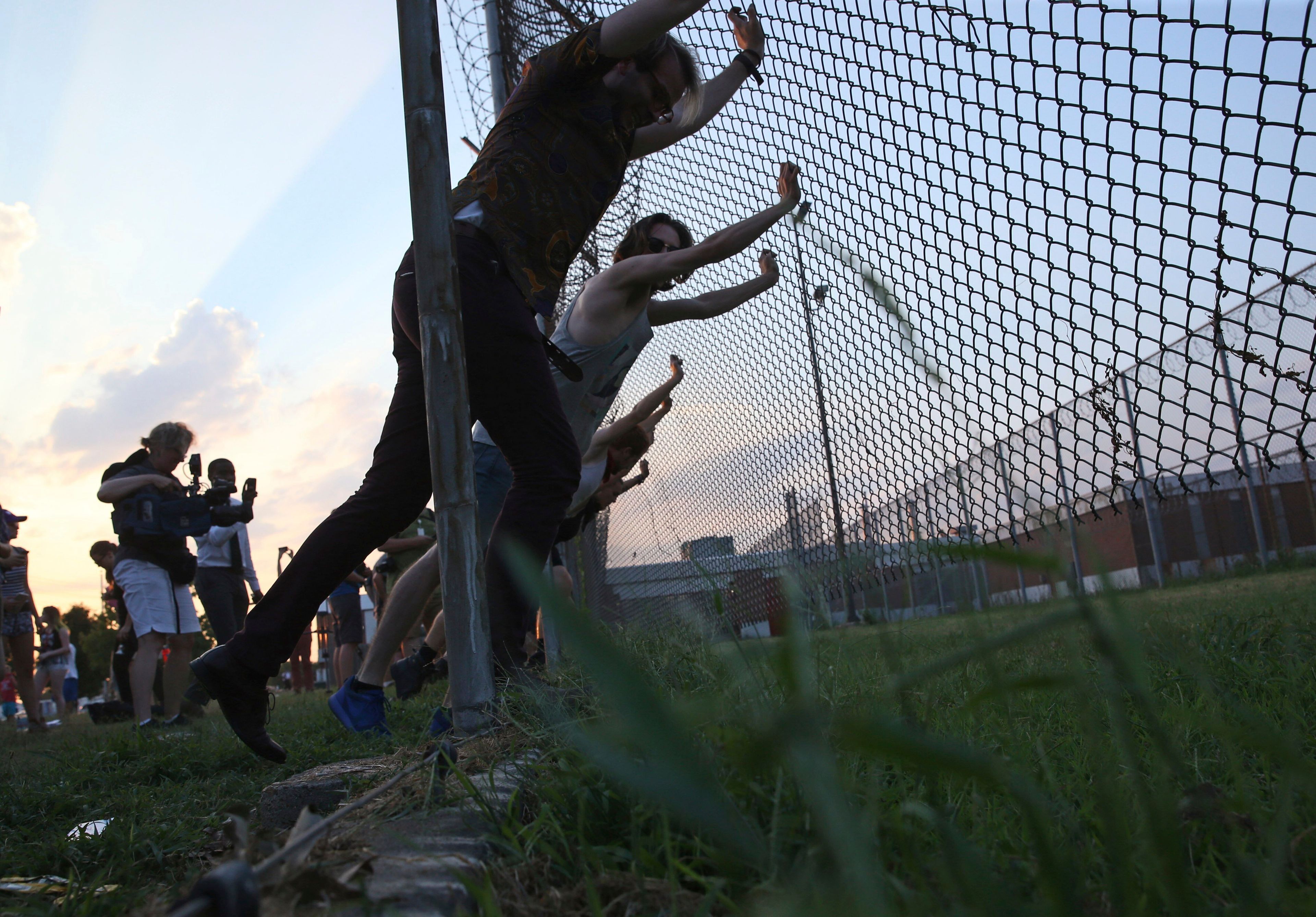 St. Louis agrees to pay $4M to settle lawsuit alleging inhumane conditions at now-closed jail