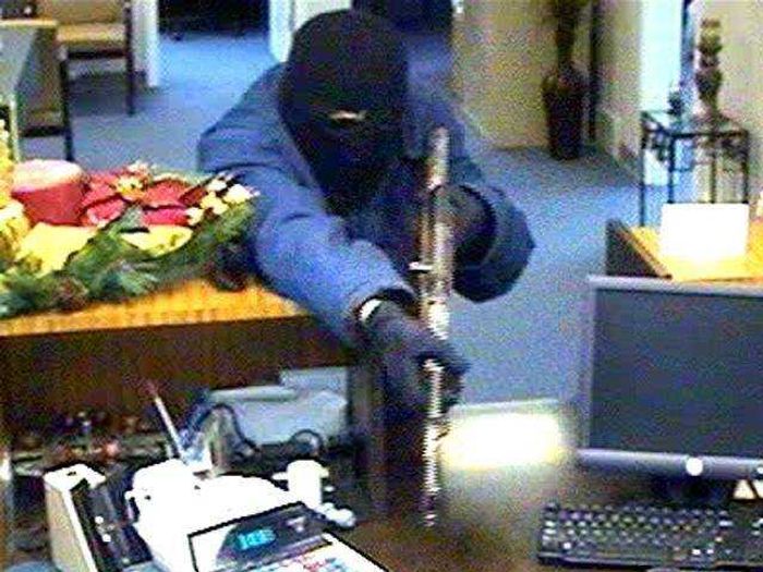 Altenburg bank robbery suspect