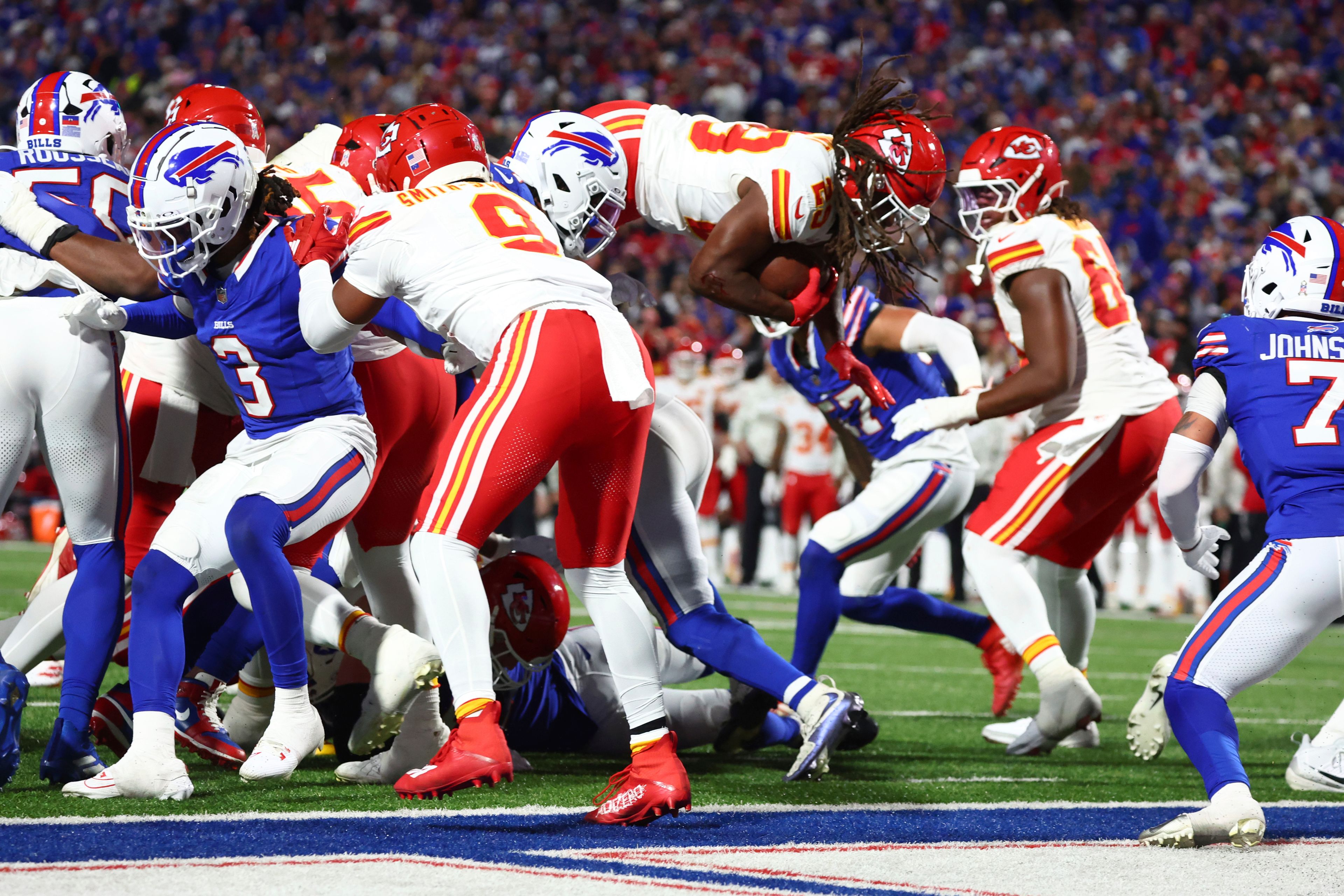 Kansas City Chiefs running back Kareem Hunt is unable to score as he leaps short of the end zone during the second half of an NFL football game against the Buffalo Bills Sunday, Nov. 17, 2024, in Orchard Park, N.Y. (AP Photo/Jeffrey T. Barnes)