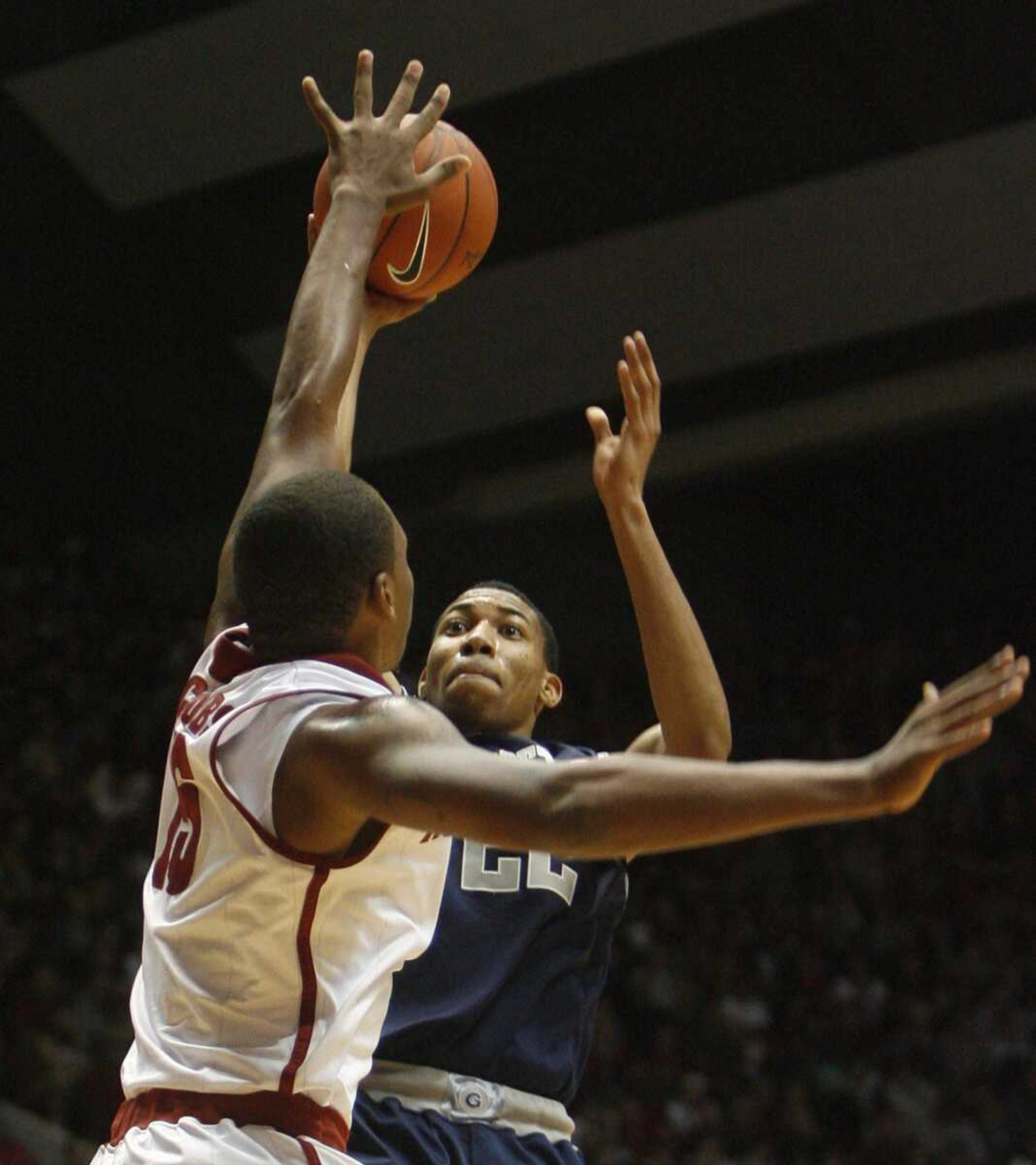 Georgetown freshman Otto Porter shoots over Alabama forward Nick Jacobs during their game earlier this season in Tuscaloosa, Ala. (ROBERT SUTTON ~ Associated Press)