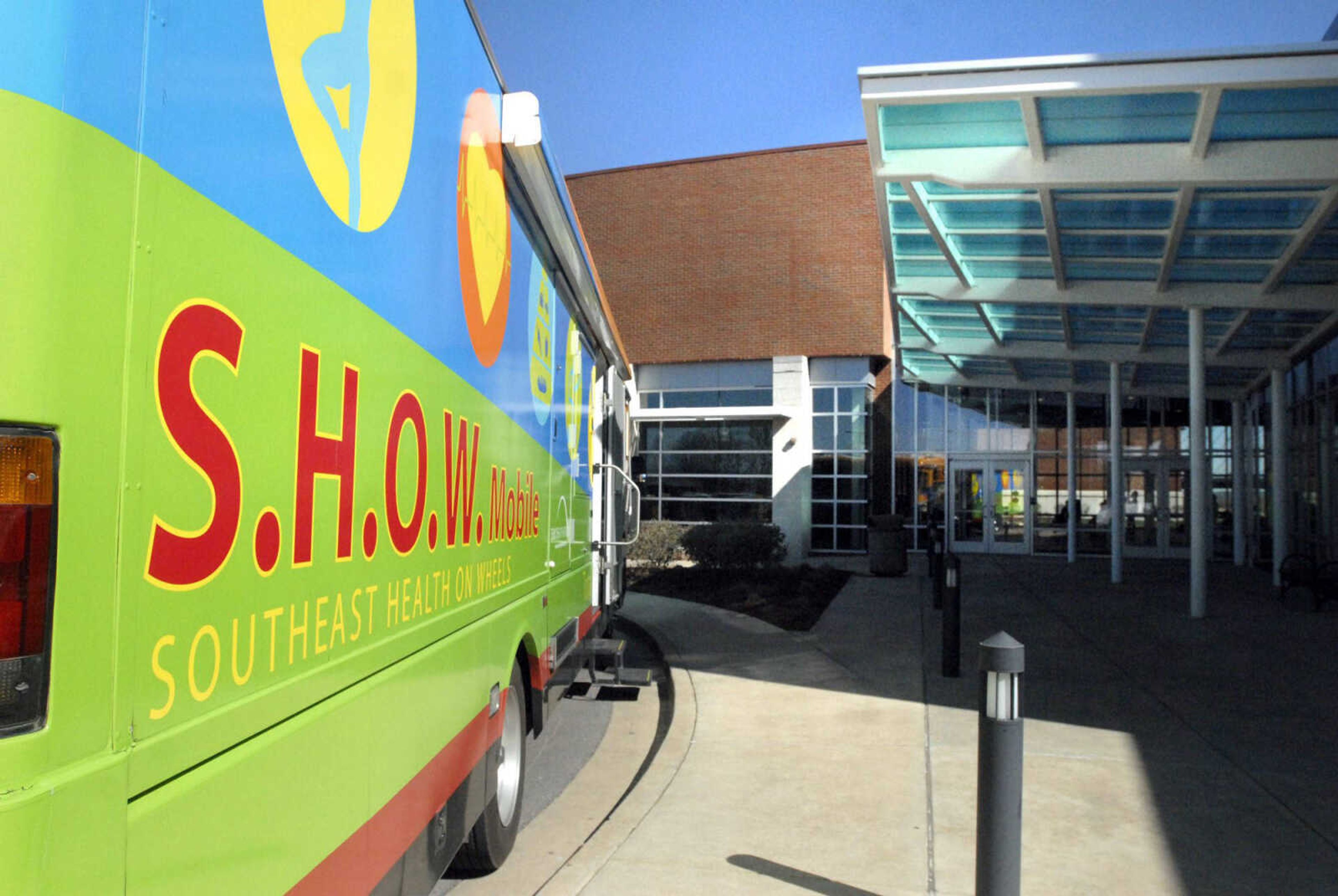 The SHOW Mobile parks in front of the River Campus of Southeast Missouri State University in Cape Girardeau on Friday. (Laura Simon)