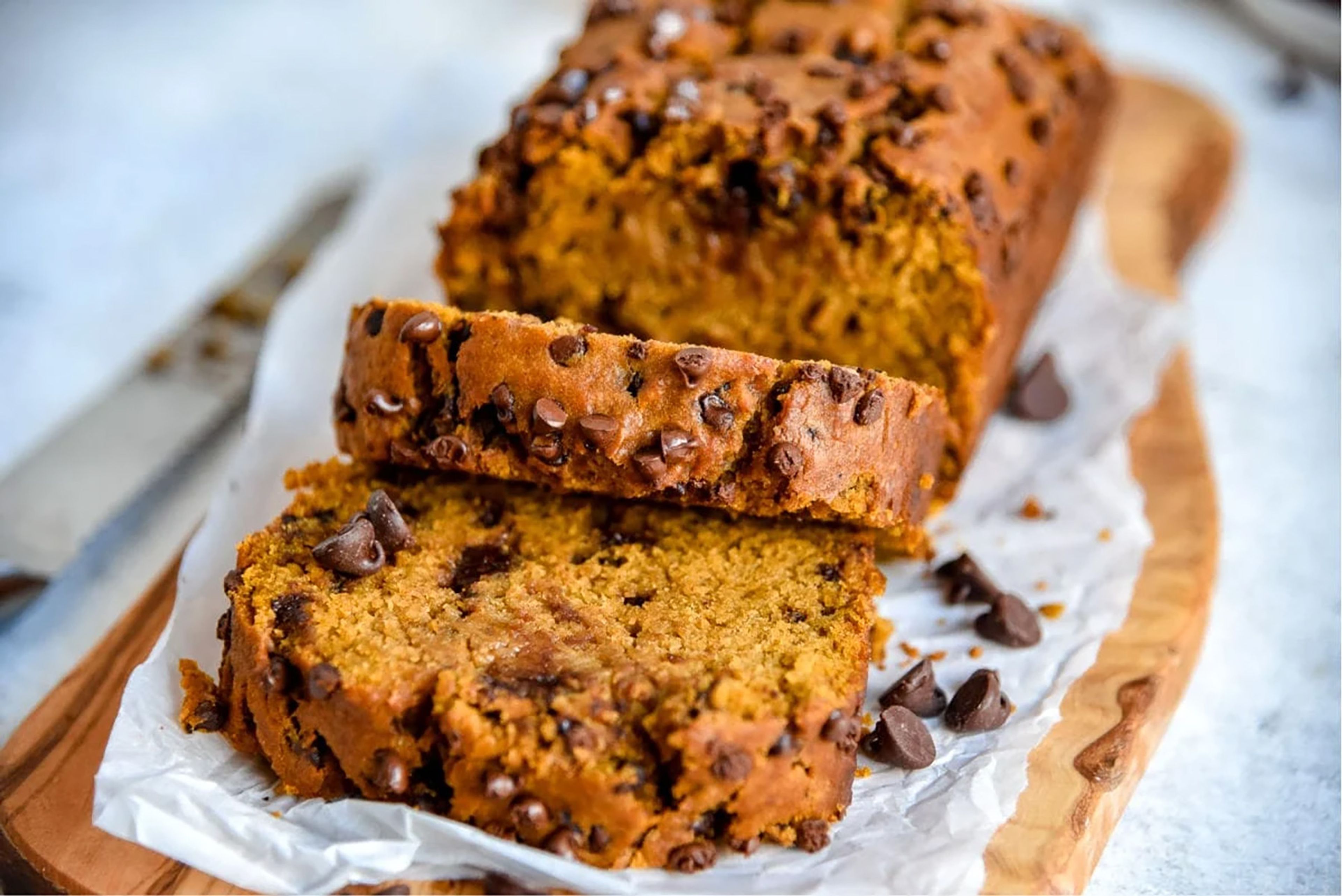 Pumpkin chocolate chip bread