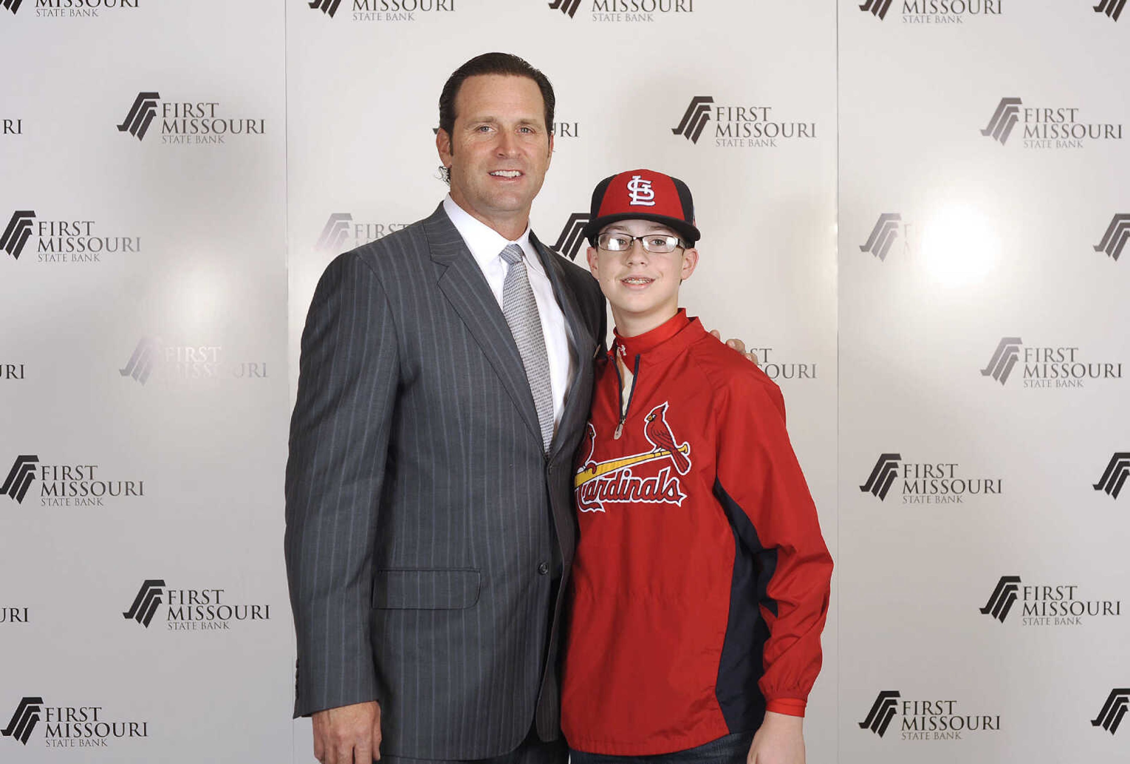 LAURA SIMON ~ lsimon@semissourian.com

Mike Matheny, manager of the St. Louis Cardinals, poses with fans during a VIP reception, Wednesday, Dec. 2, 2015, at Southeast Missouri State University's River Campus. "The State of Cardinals Nation" was presented by First Missouri State Bank.