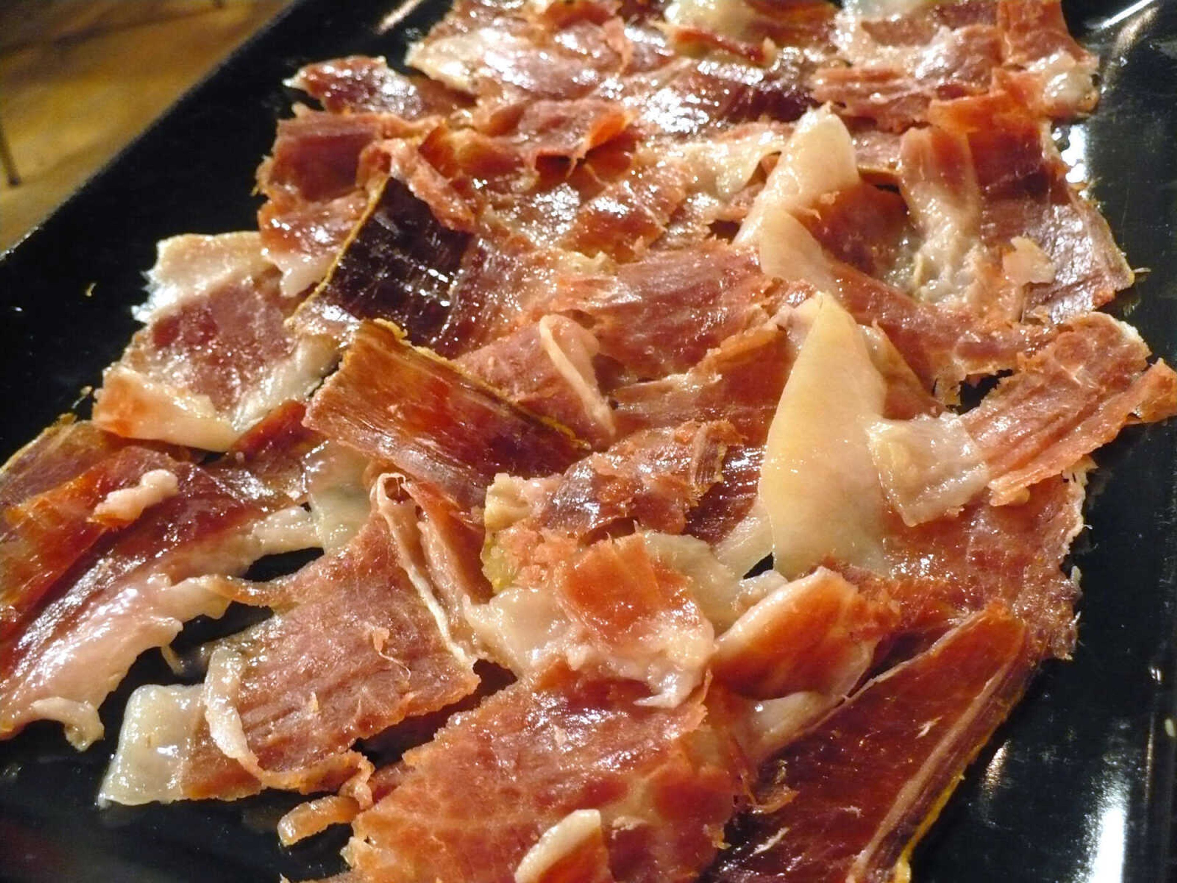 TOM HARTE ~ photos@semissourian.com
Spanish ham is typically served in thin slices like this.