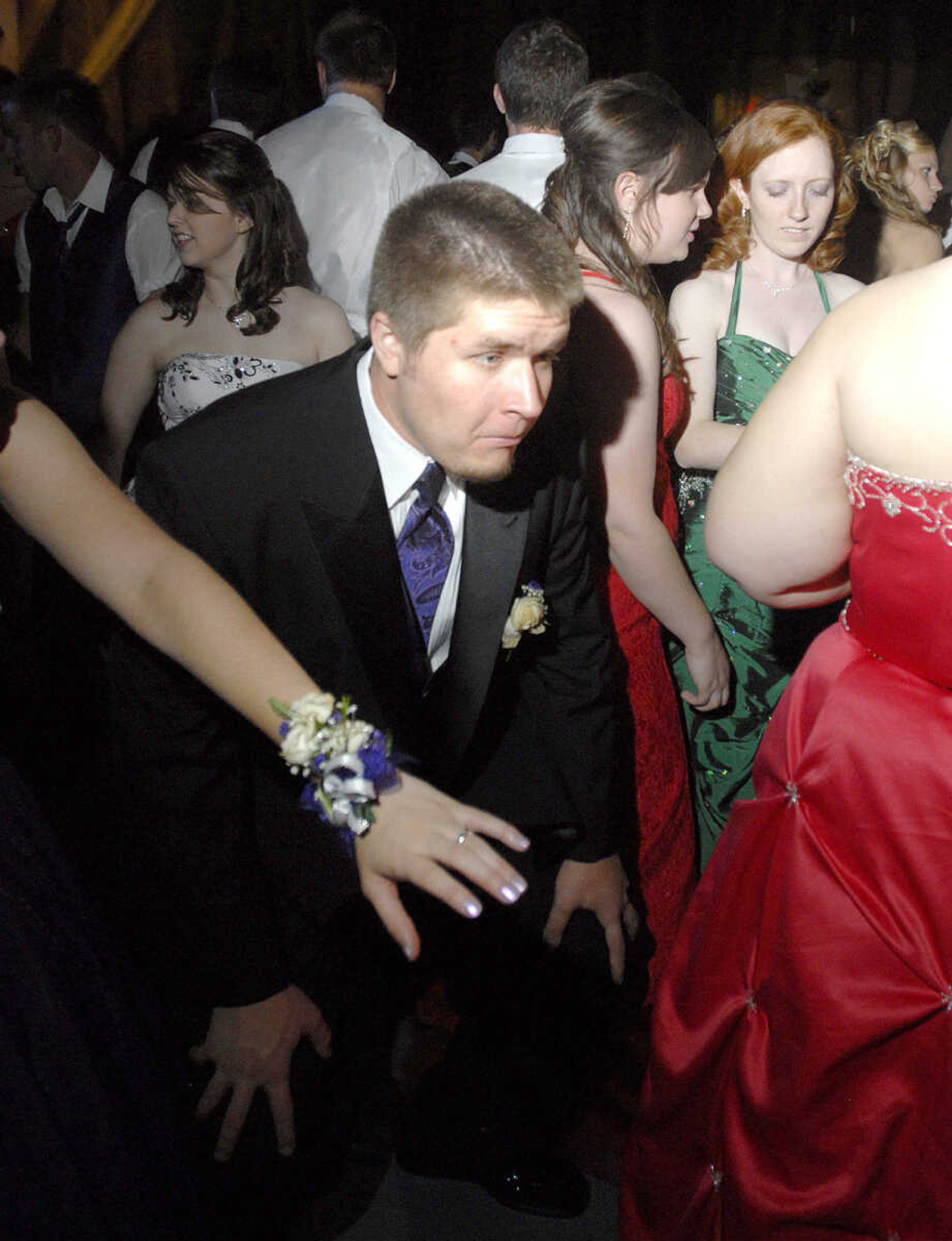 LAURA SIMON~lsimon@semissourian.com
Jackson High School Prom Saturday, May 8, 2010.