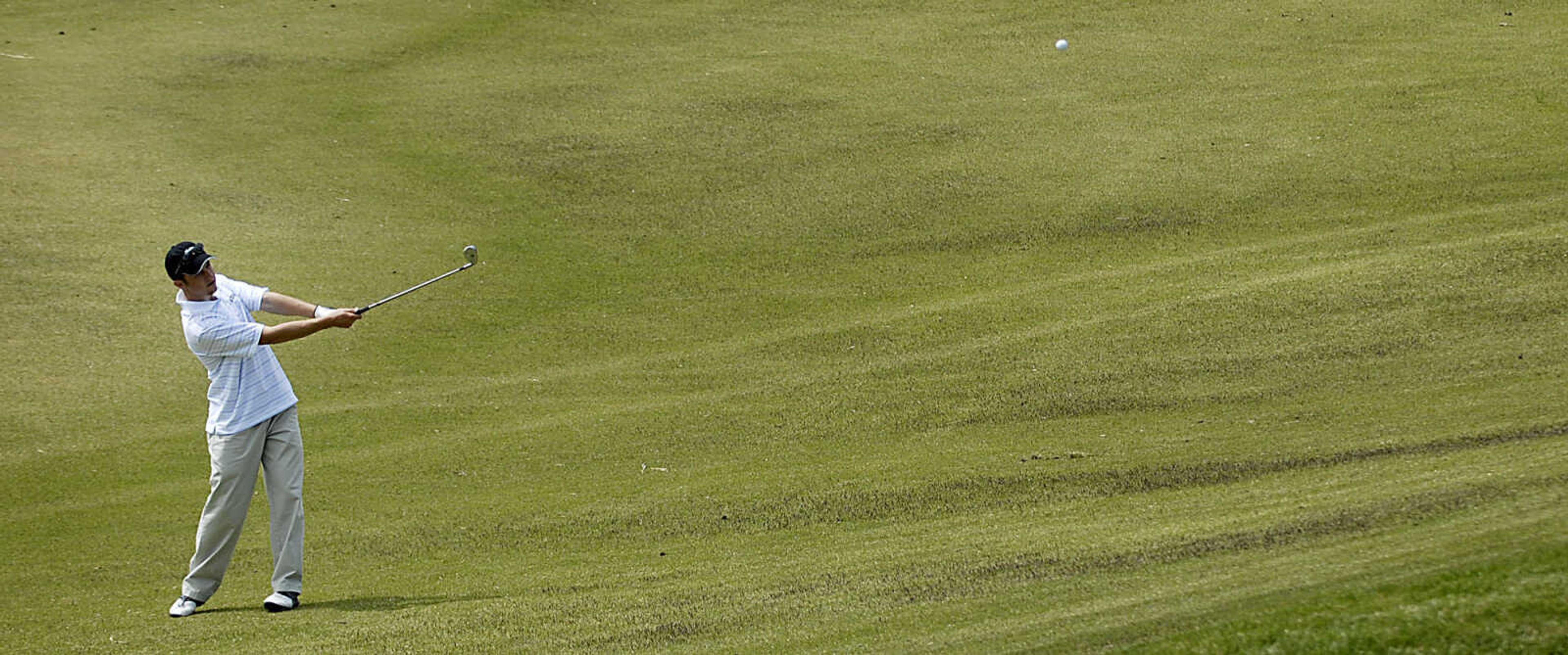 KIT DOYLE ~ kdoyle@semissourian.com
North County's Ryan Aubuchon chips Thursday, April 16, 2009, during the Saxony Lutheran Invitational at Dalhousie Golf Club in Cape Girardeau.