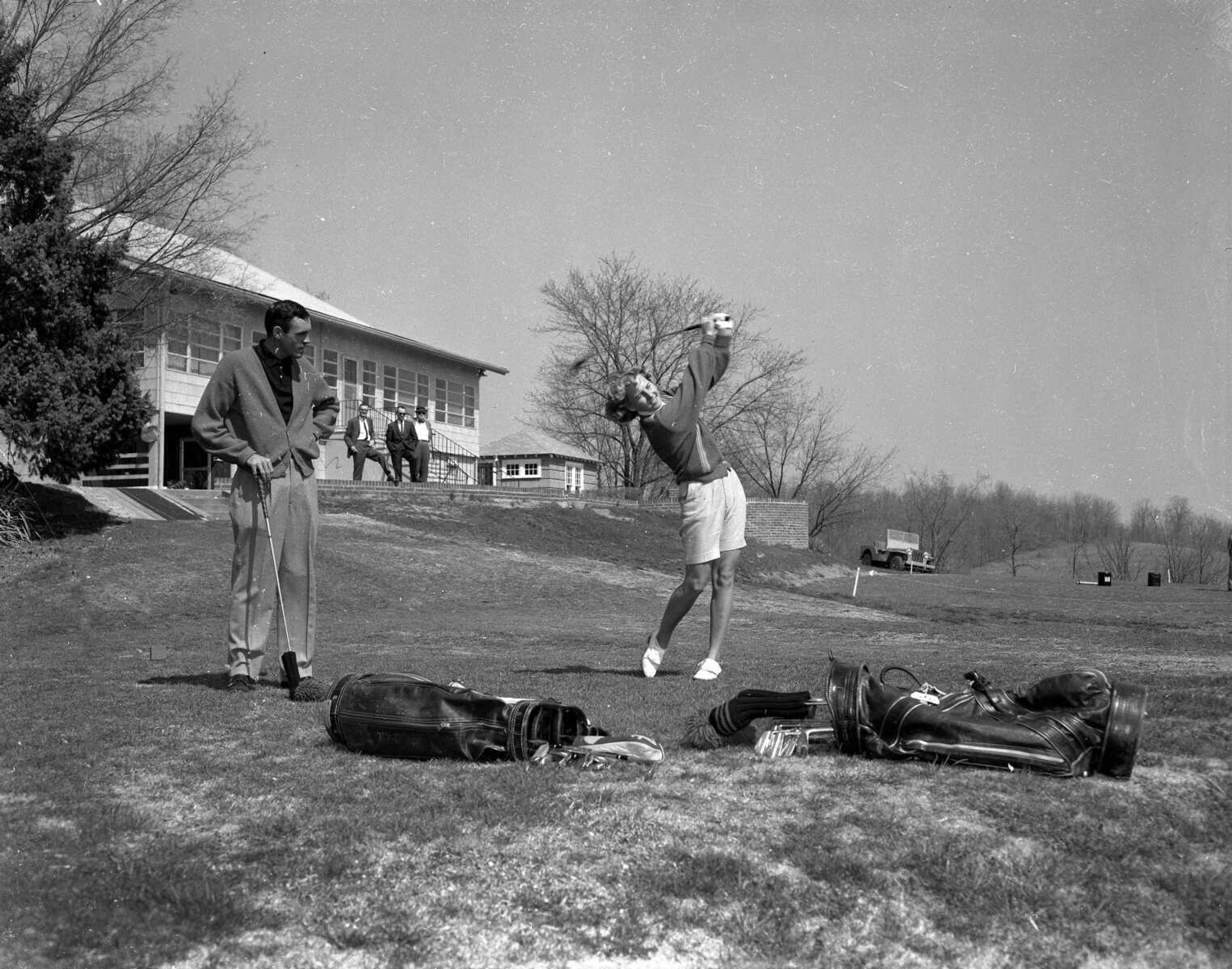 New golf pros at the Cape Girardeau Country club in 1962 were Fred and Murle Lindstrom. (Missourian archives photo by G.D. "Frony" Fronabarger)