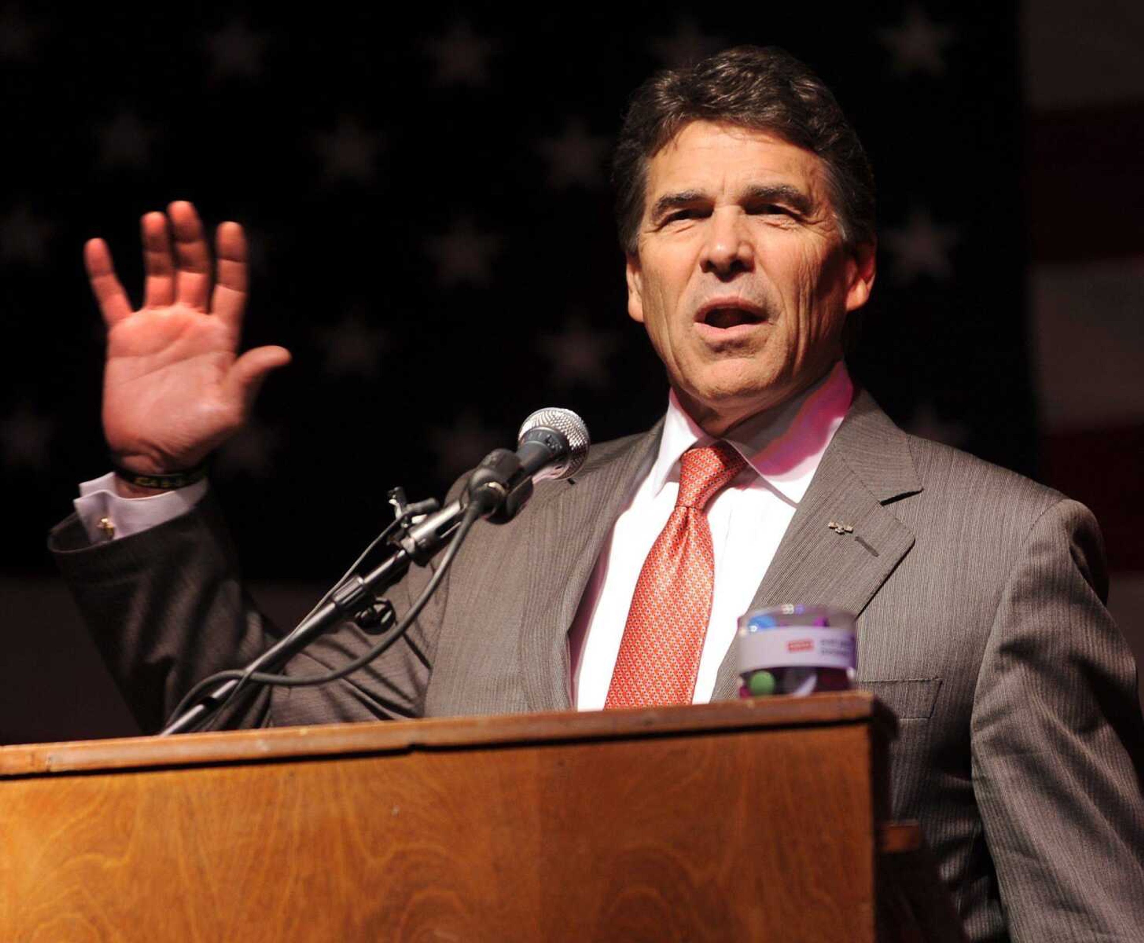 Texas Gov. Rick Perry speaks in support of Ed Martin for Missouri attorney general Friday at a rally in Cape Girardeau. (Fred Lynch)