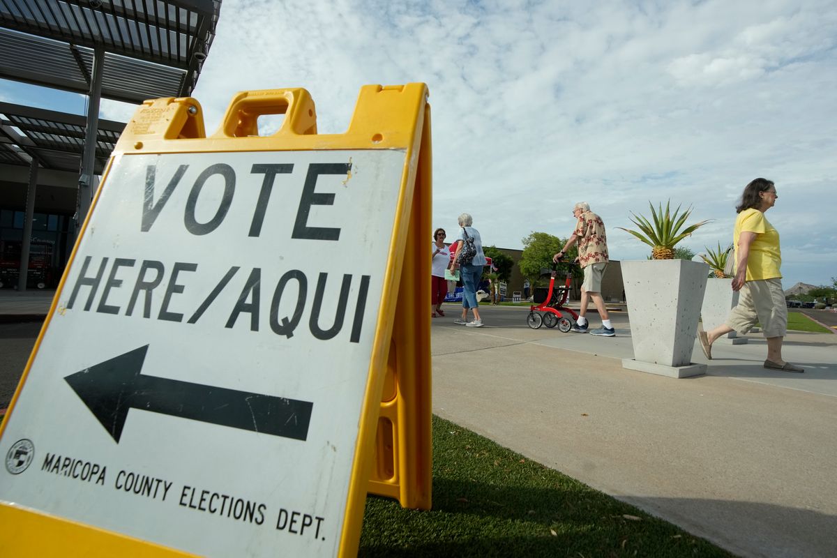 FACT FOCUS: Posts falsely claim Obama urged noncitizens to v...