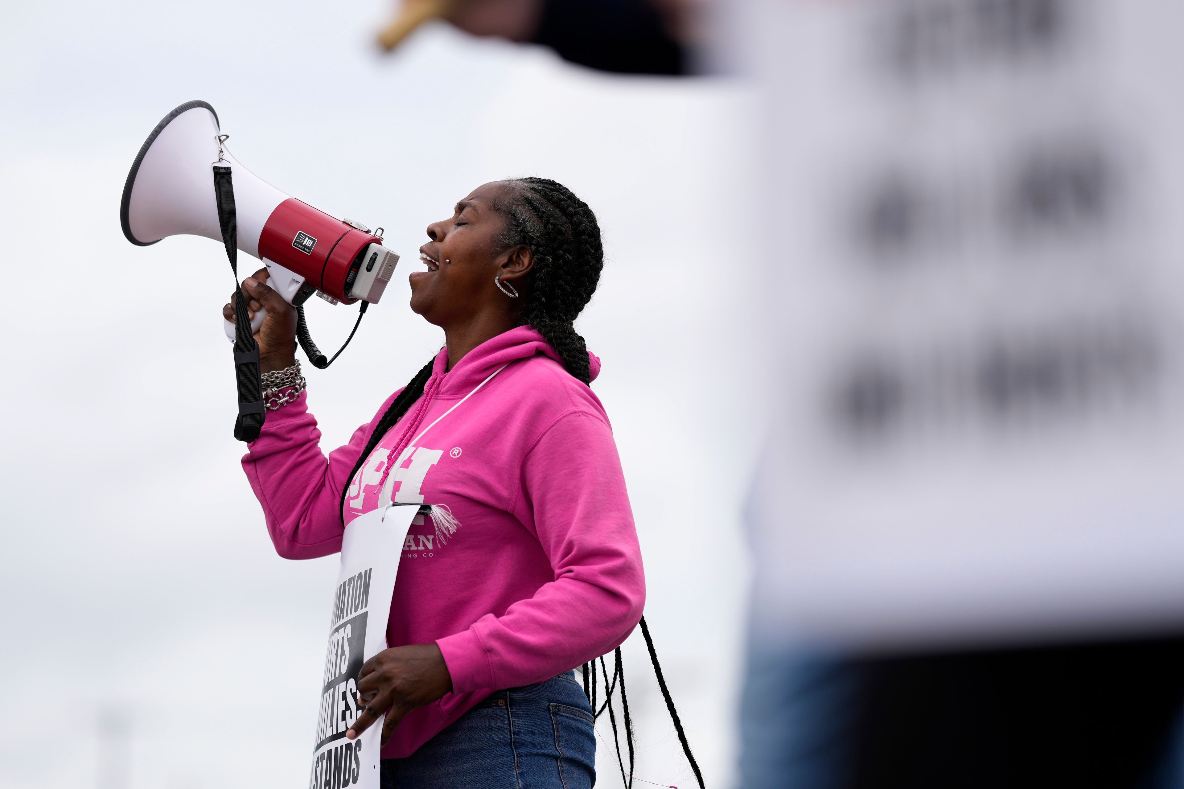 Toilet paper makers say US port strike didn't cause shortages, thanks in part to Cape Girardeau P&G plant