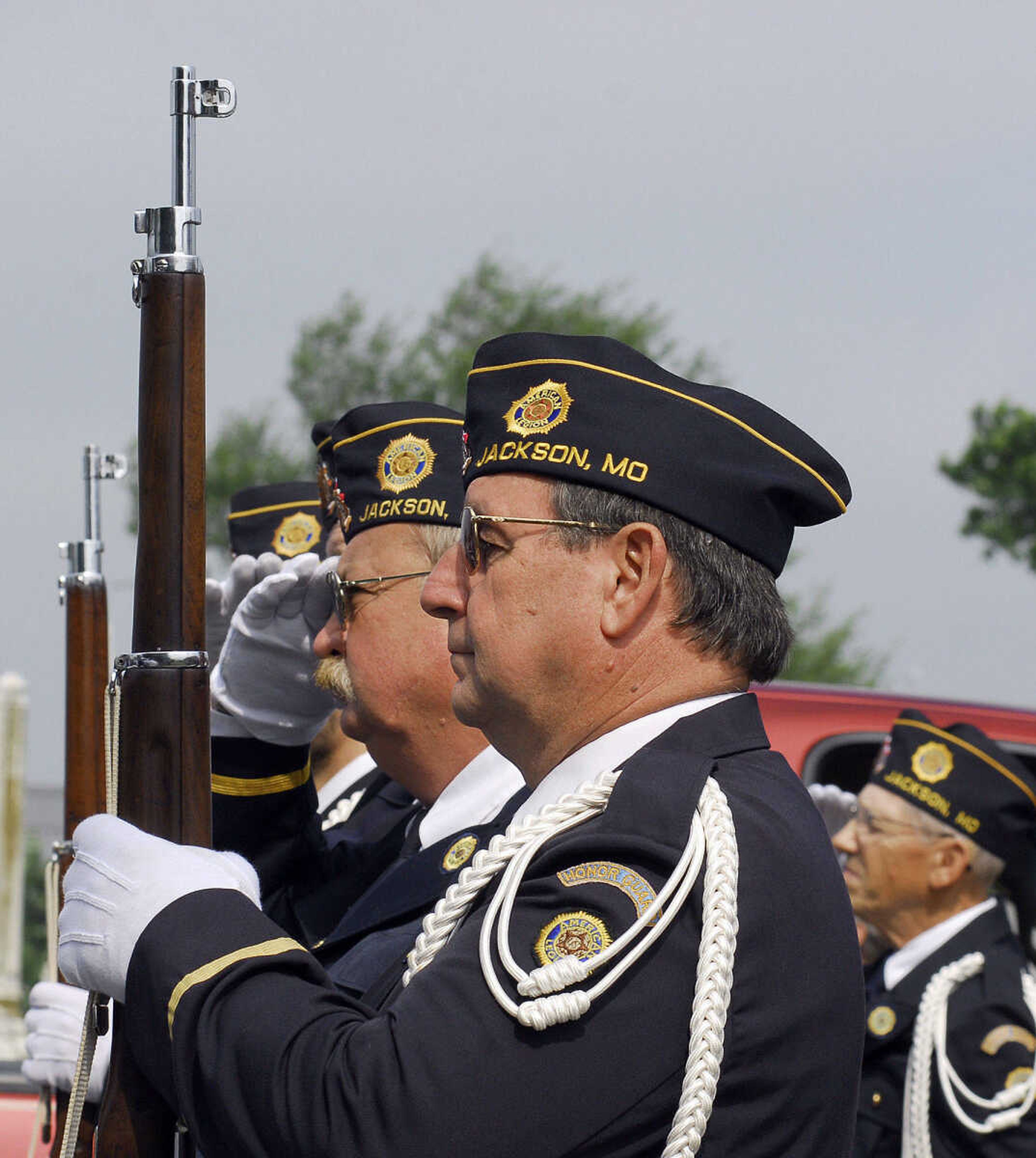 LAURA SIMON~lsimon@semissourian.com
Members of American Legion Post 158 salute Monday, May 31, 2010 during the Jackson Memorial Day Ceremony.