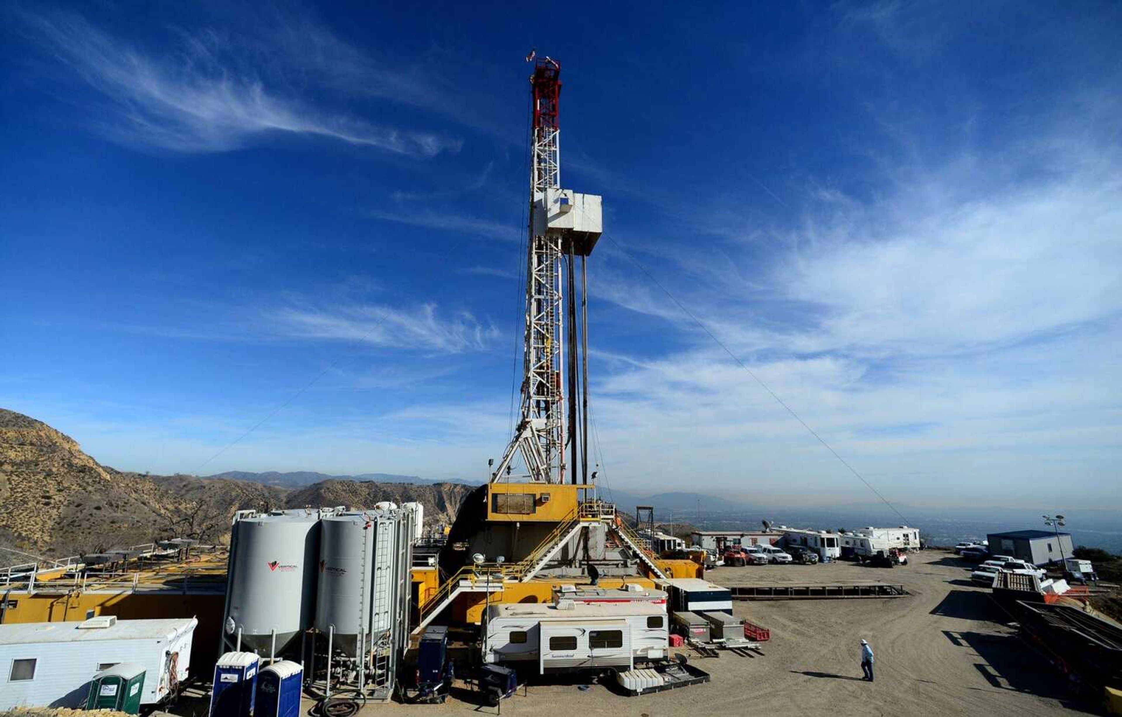 Crews work on a relief well Dec. 9 at the Aliso Canyon facility above the Porter Ranch area of Los Angeles. (Dean Musgrove ~ Los Angeles Daily News via AP)