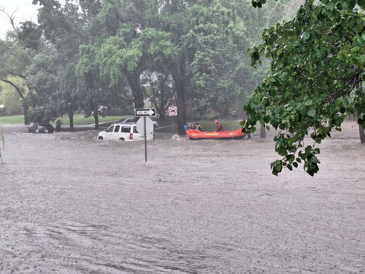 1 dead after severe weather tears through central US, including floodi...