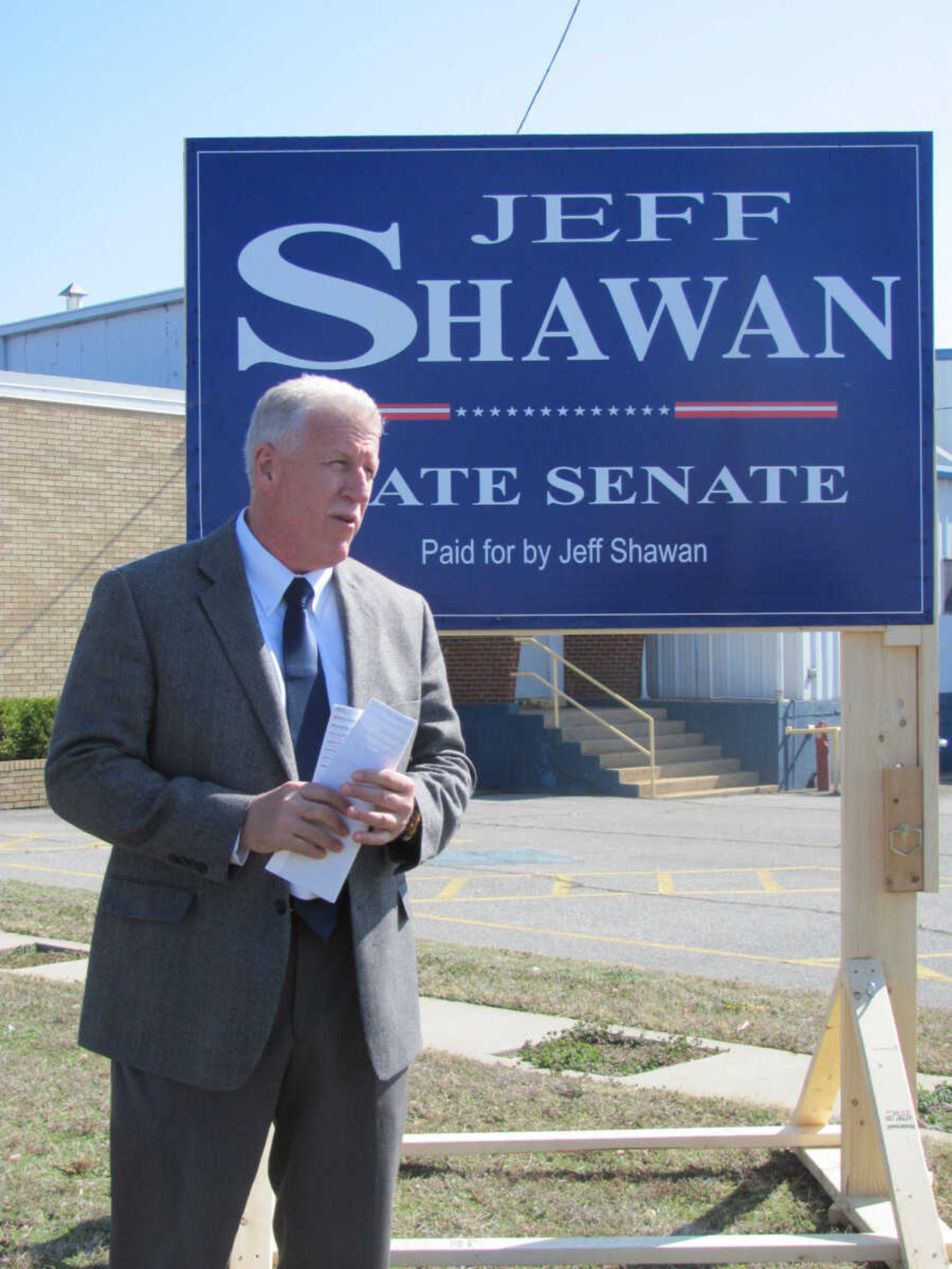 Jeff Shawan, Poplar Bluff businessman and community leader, told a crowd of well-wishers at the Old Emerson Plant in Kennett, Mo., his intention to run for the State Senate for the 25th District. (Lecia Forester/Daily Dunklin Democrat)