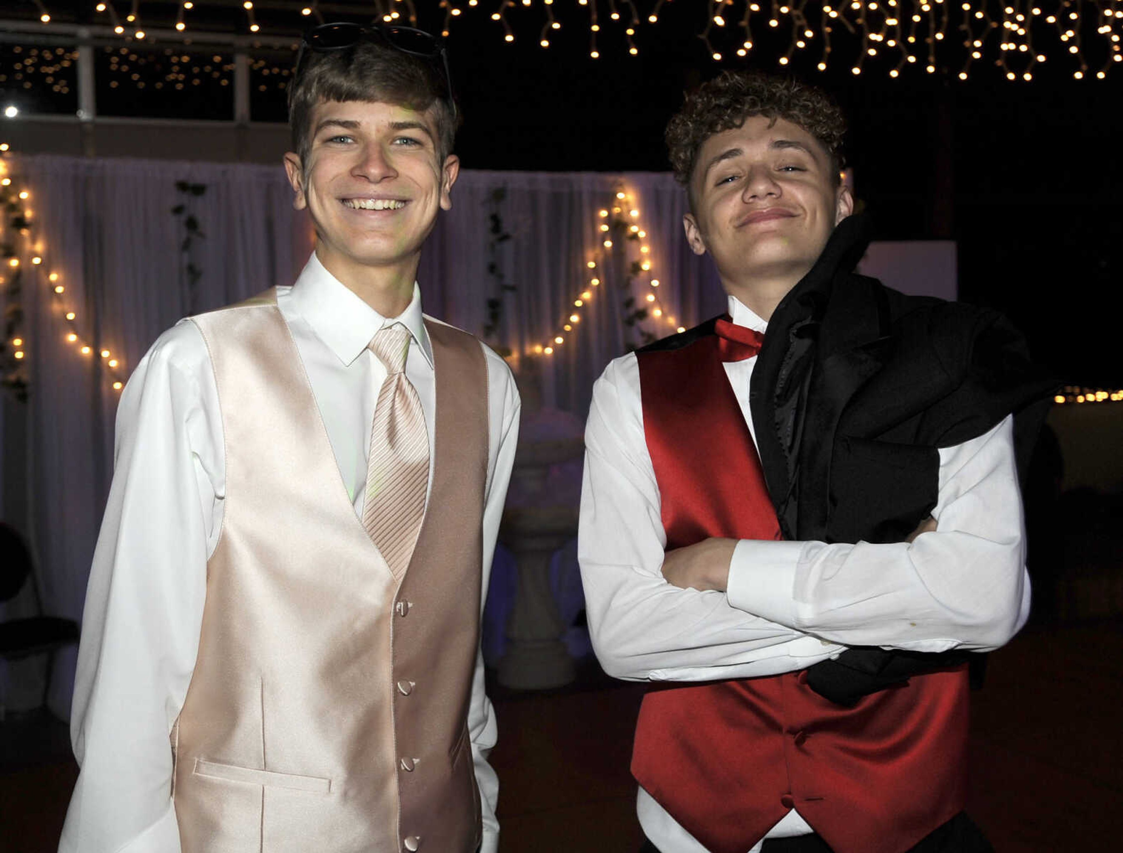 FRED LYNCH ~ flynch@semissourian.com
Scott City High School students enjoy their prom Saturday, April 8, 2017 at Deerfield Lodge.