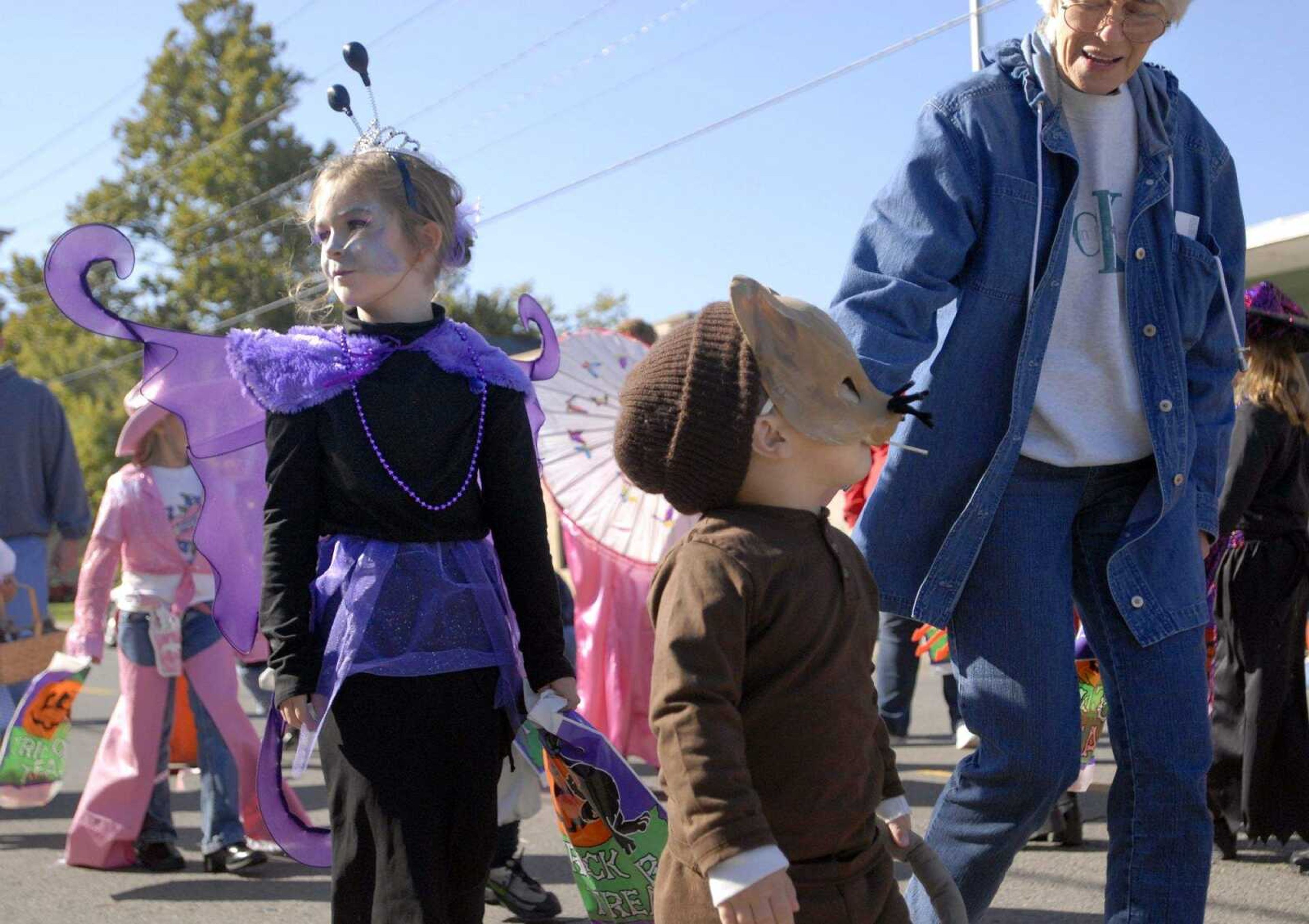 CHUCK WU ~ cwu@semissourian.com
Scott City Halloween parade