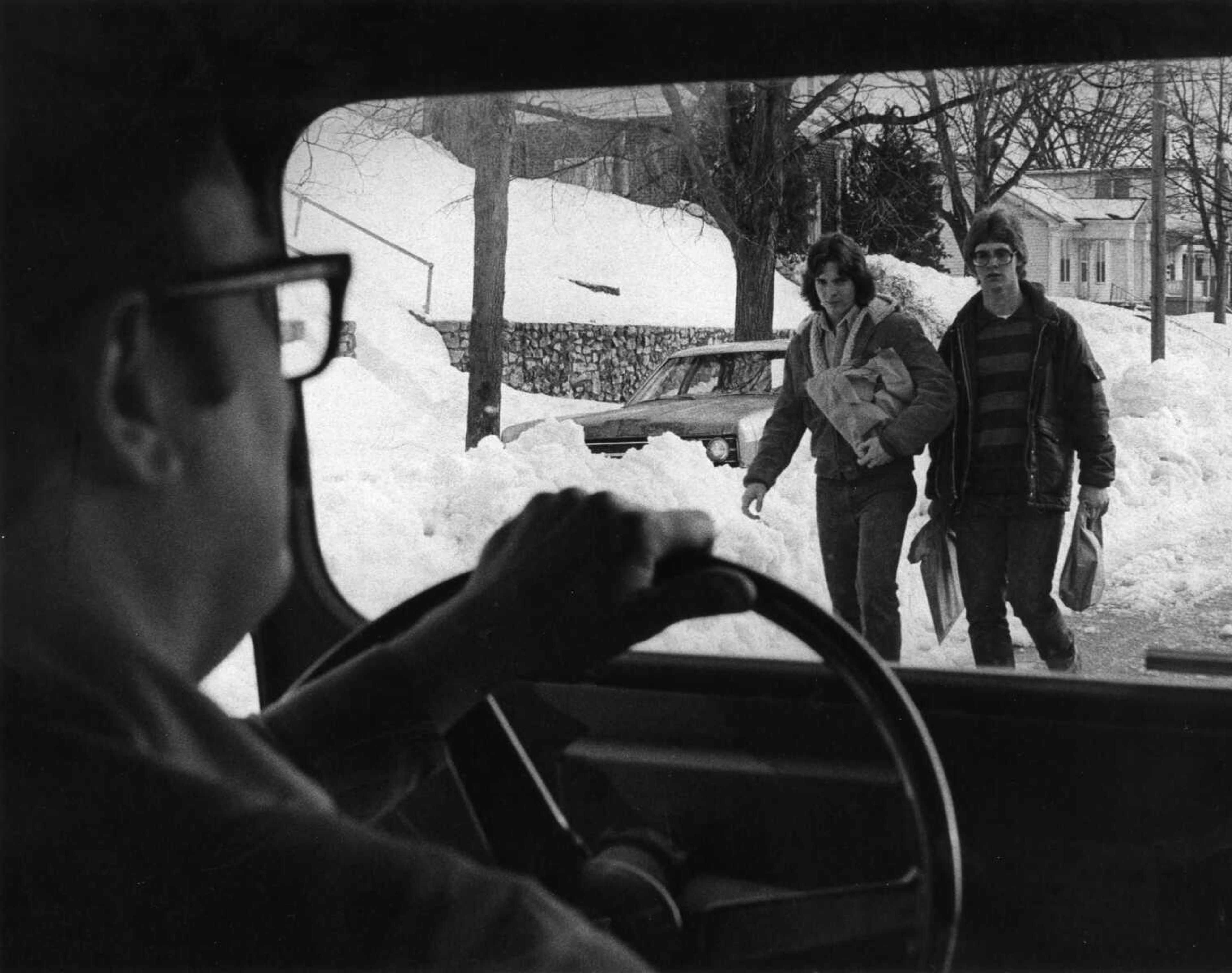 With vehicles banned from Cape Girardeau's streets during the Blizzard of '79, walking became a major form of transportation. (Southeast Missourian archive photo by Fred Lynch)