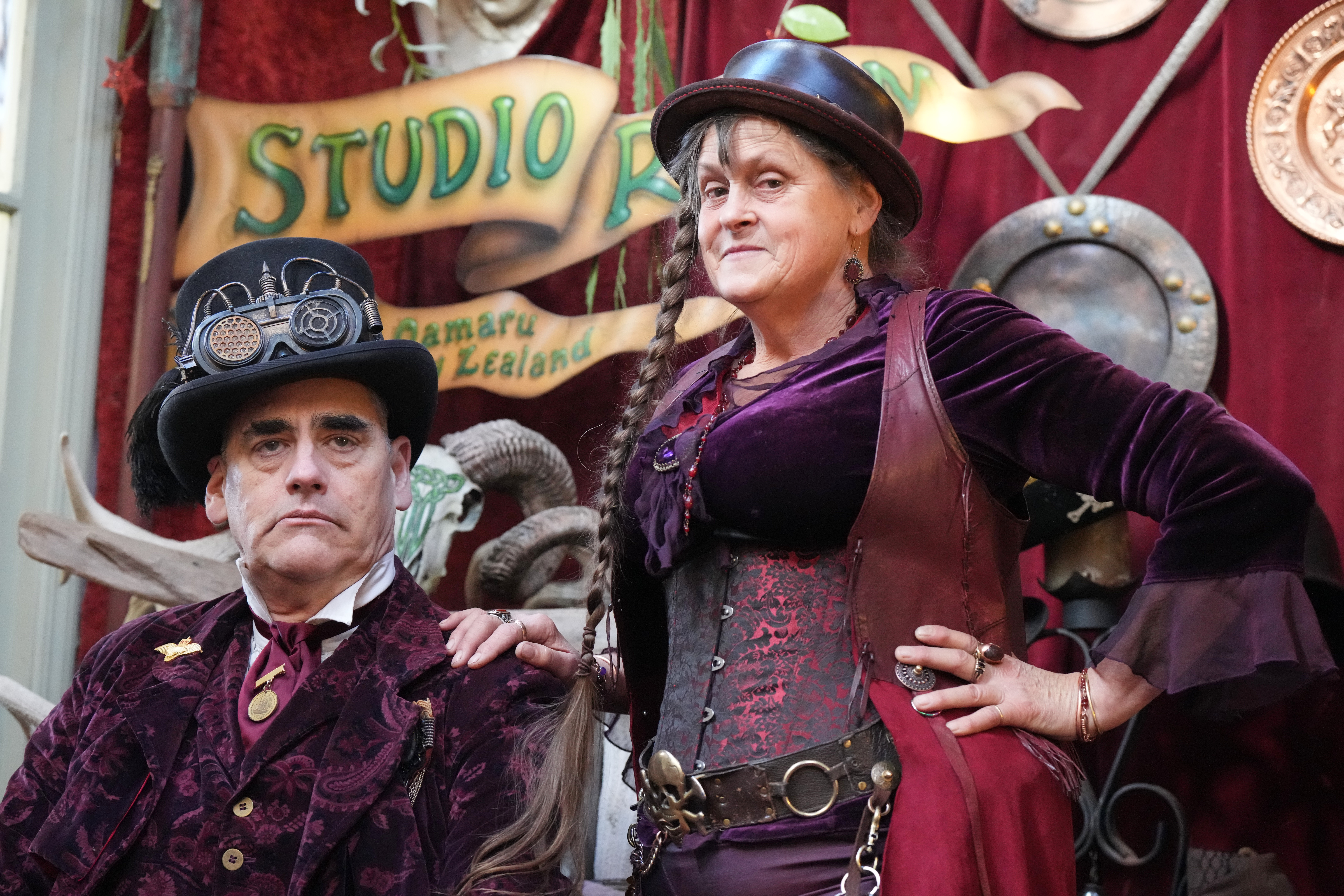 Photos show airship captains and Victorian inventors flockin... Photos show airship captains and Victorian inventors flockin...