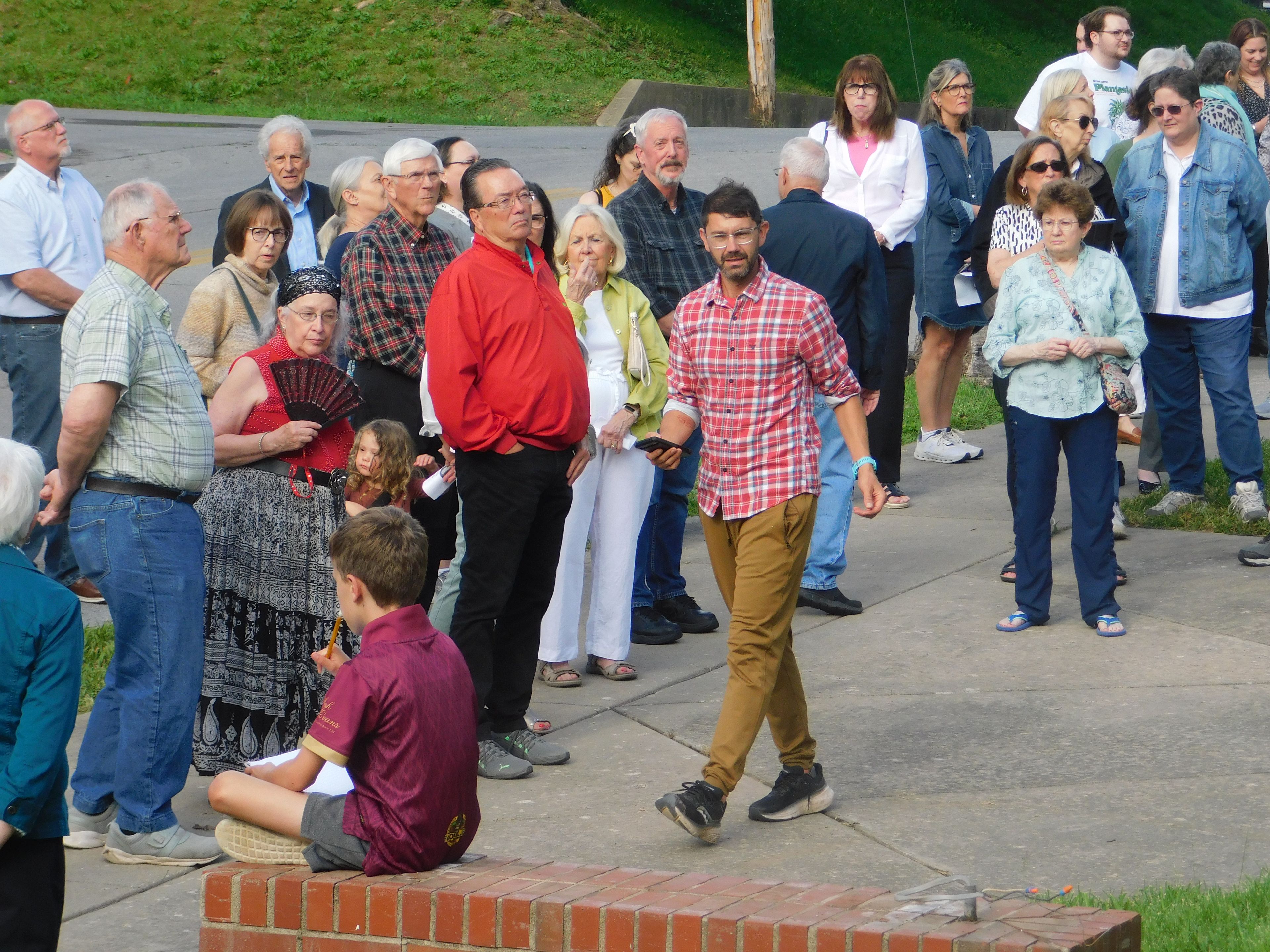 Architect’s legacy, museum exhibits focus of historic preservation walk-through