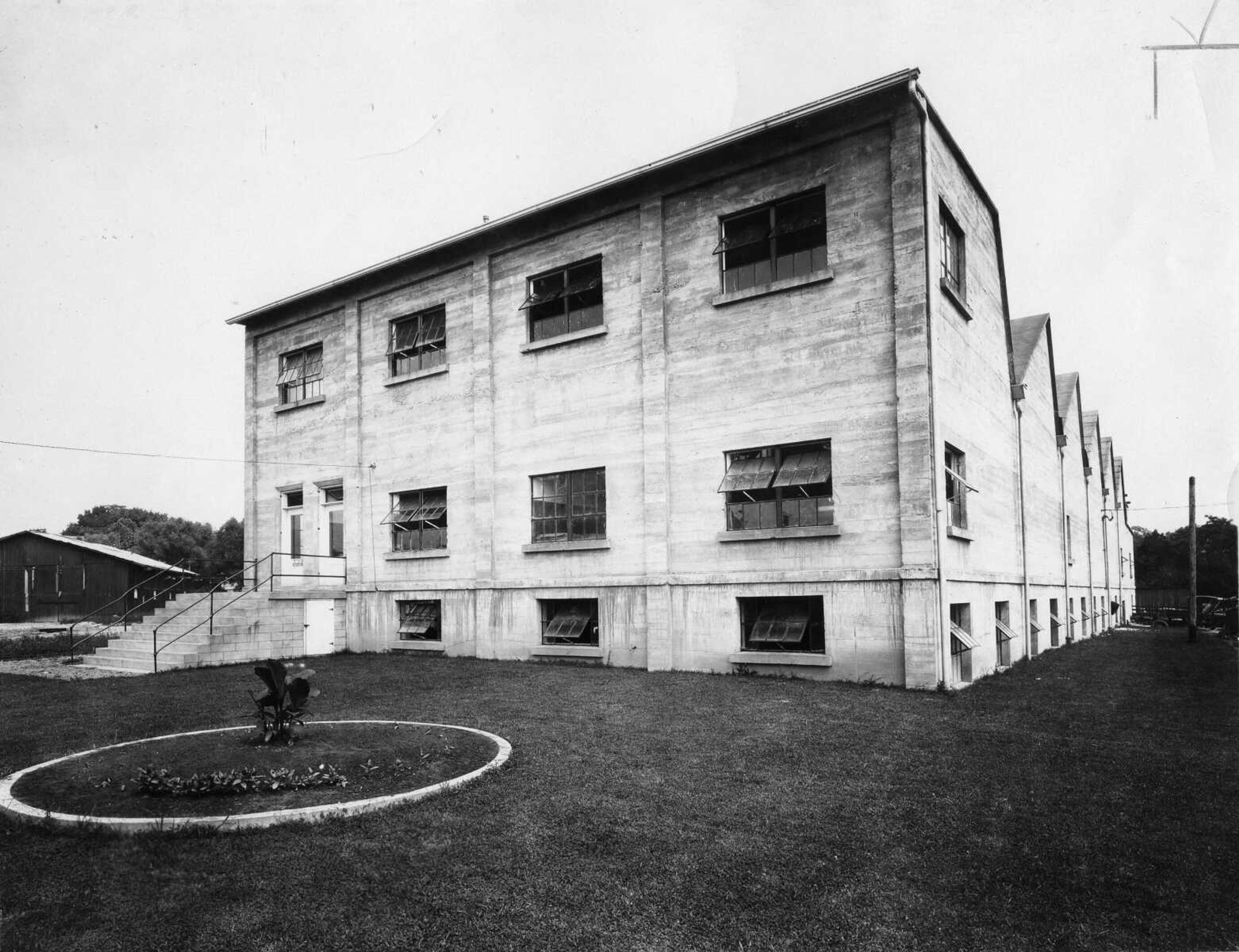 The American Gauze and Cotton Co., 1 College Street in Cape Girardeau. 