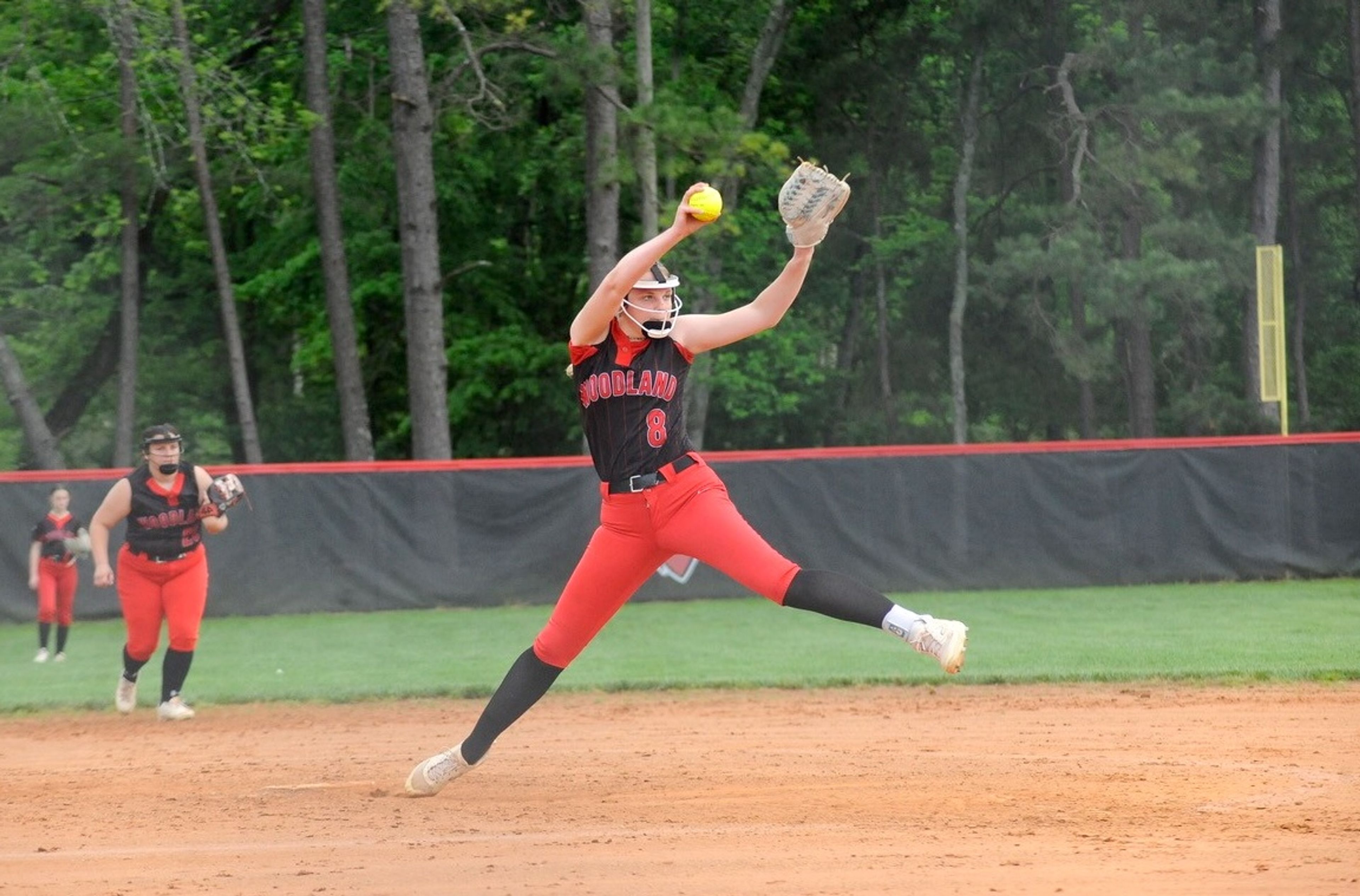 Woodland softball dusts Delta 13-3, rides win streak into district tournament