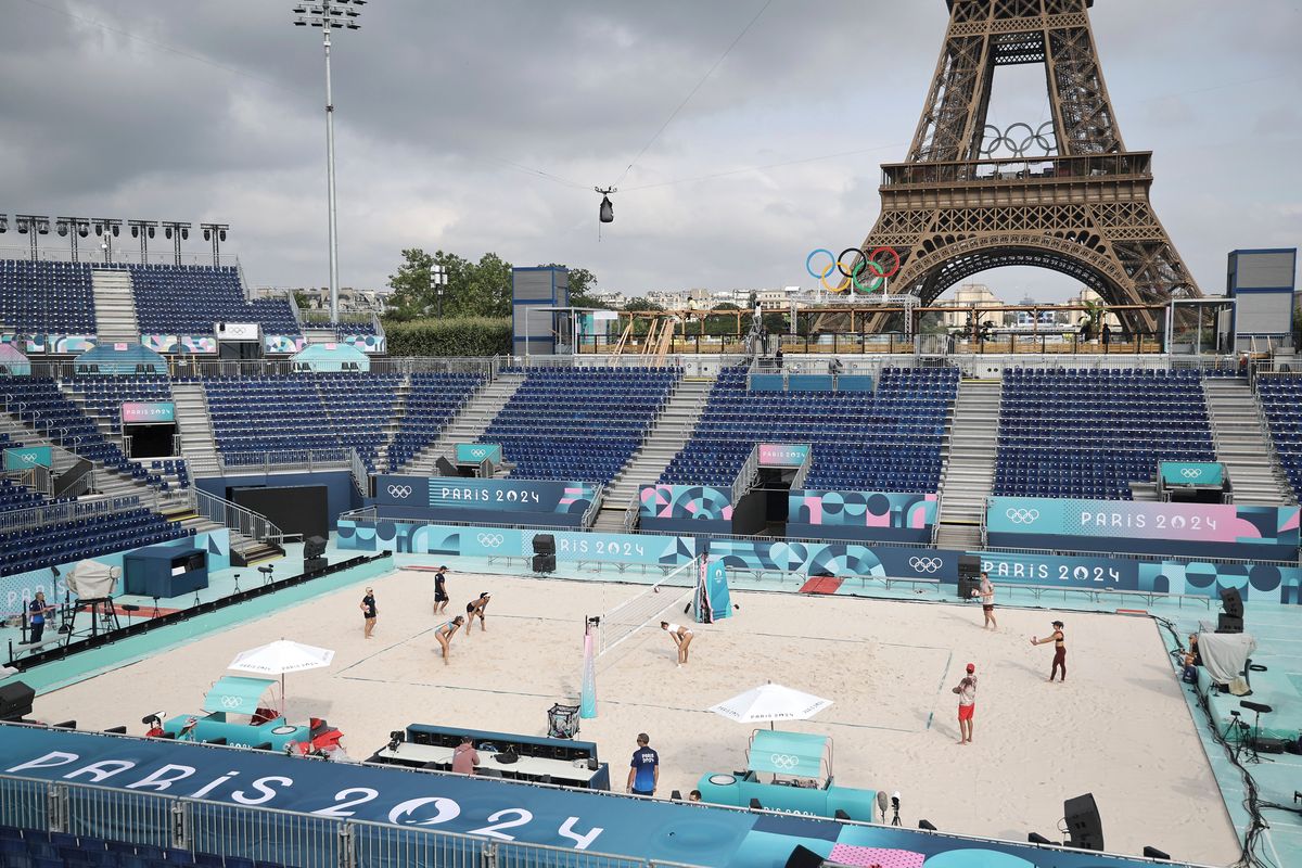 Eiffel Tower stadium wows Olympic beach volleyball players: