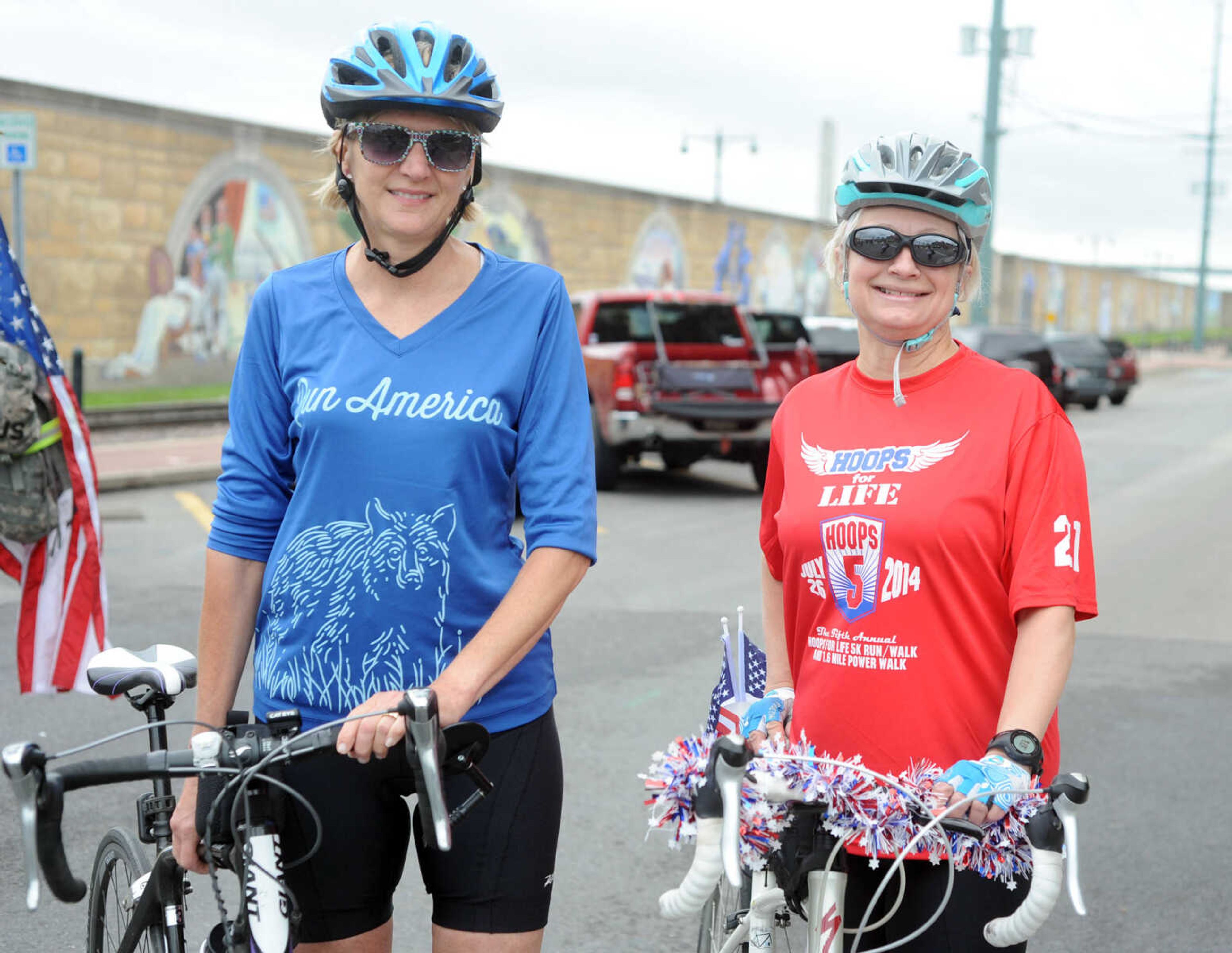 LAURA SIMON ~ lsimon@semissourian.com

Paula Castleman, left, and Kristie Milam pose for a photo during the first ever Carry the Load event, Monday, May 25, 2015, in Cape Girardeau.