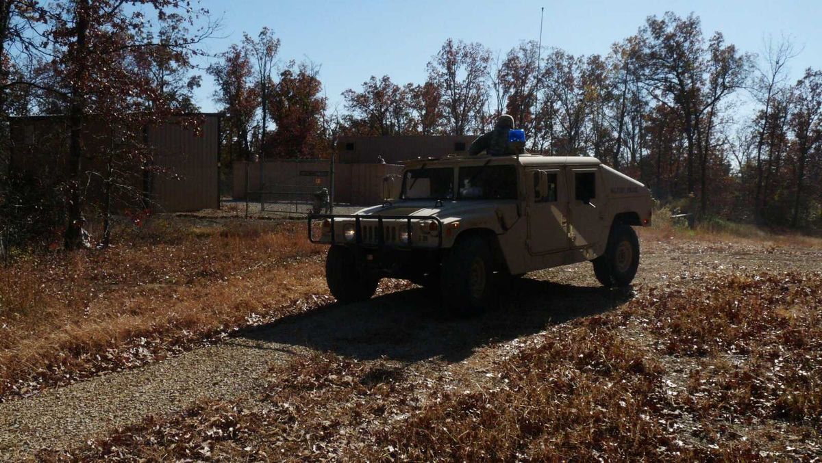 Guardsmen conduct route recon and IED training