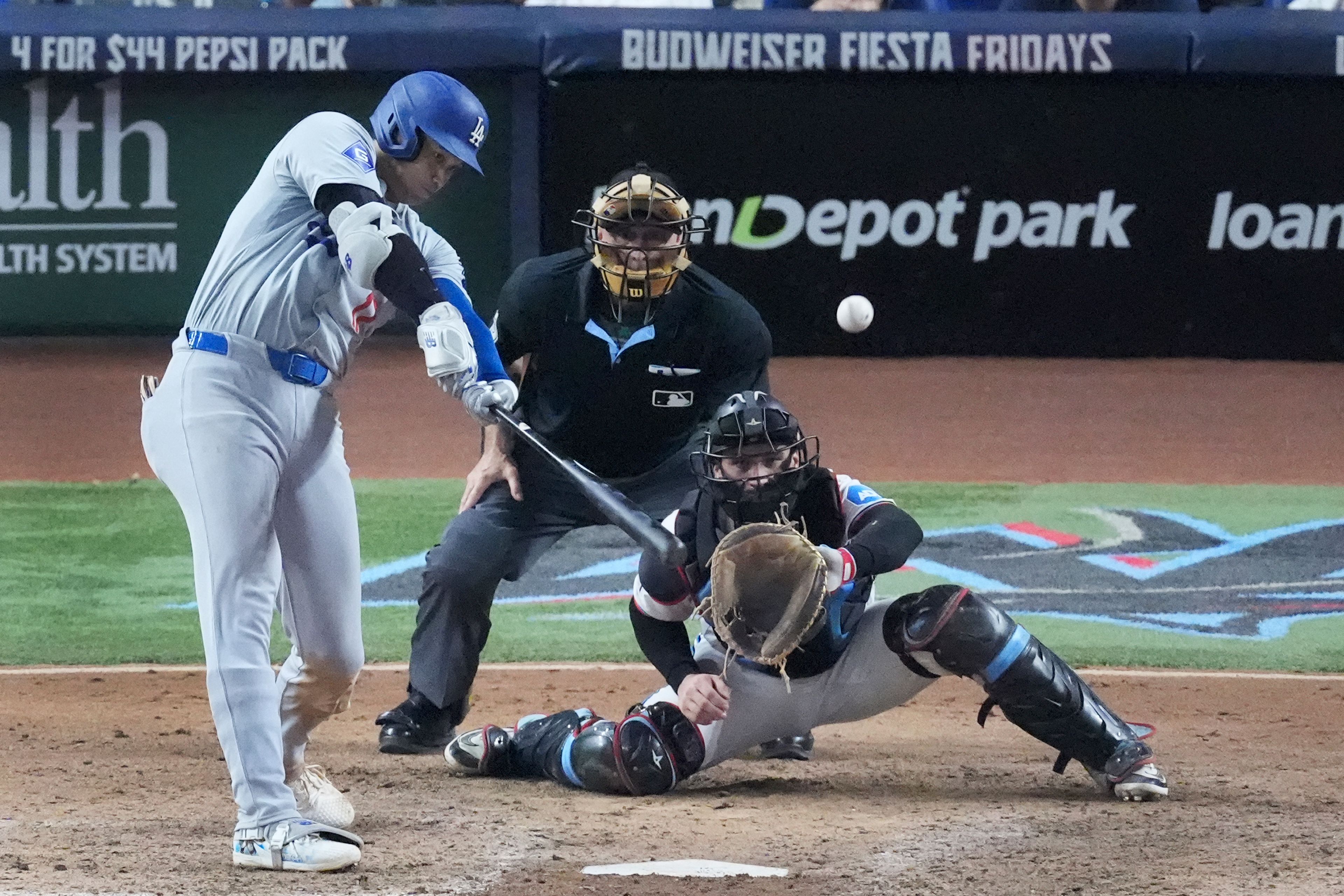 Shohei Ohtani becomes the first major league player with 50 homers, 50 stolen bases in a season