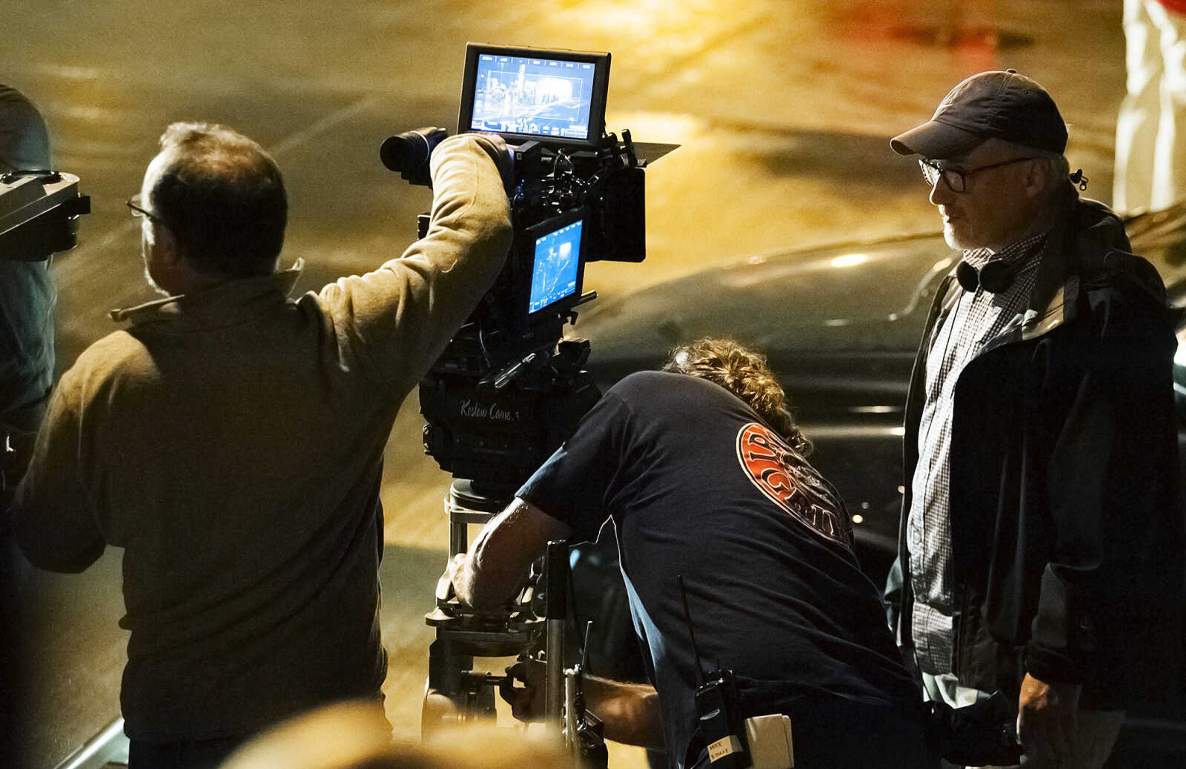 ADAM VOGLER ~ avogler@semissourian.com
Director David Fincher, right, oversees crew members setting up to film a scene for the 20th Century Fox feature film "Gone Girl," Friday, Sept. 27, in downtown Cape Girardeau. Staring Ben Affleck and Rosamund Pike the film is expected to be filming in the Cape Girardeau area for several weeks.