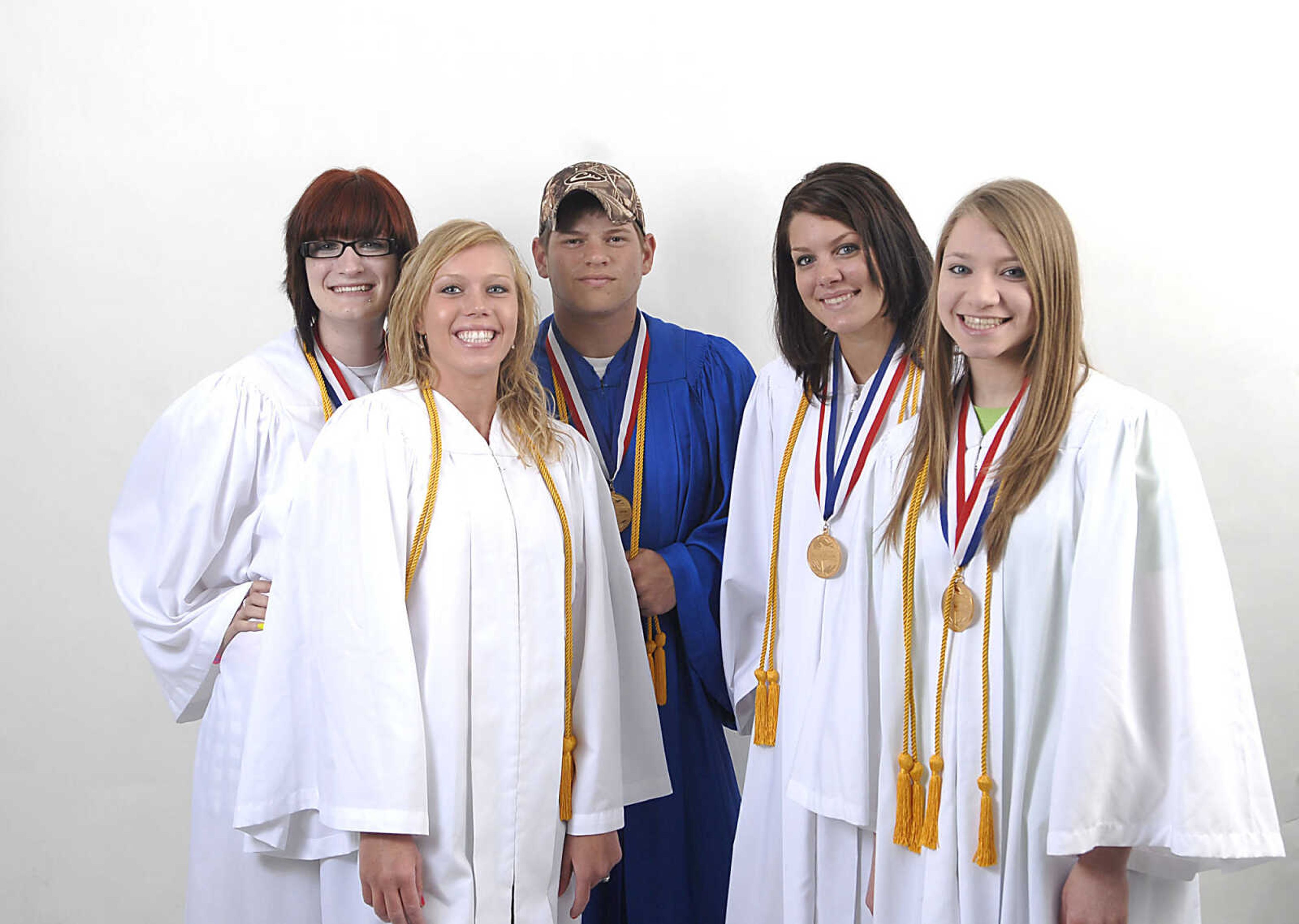 KIT DOYLE ~ kdoyle@semissourian.com
The Leopold valedictorians.