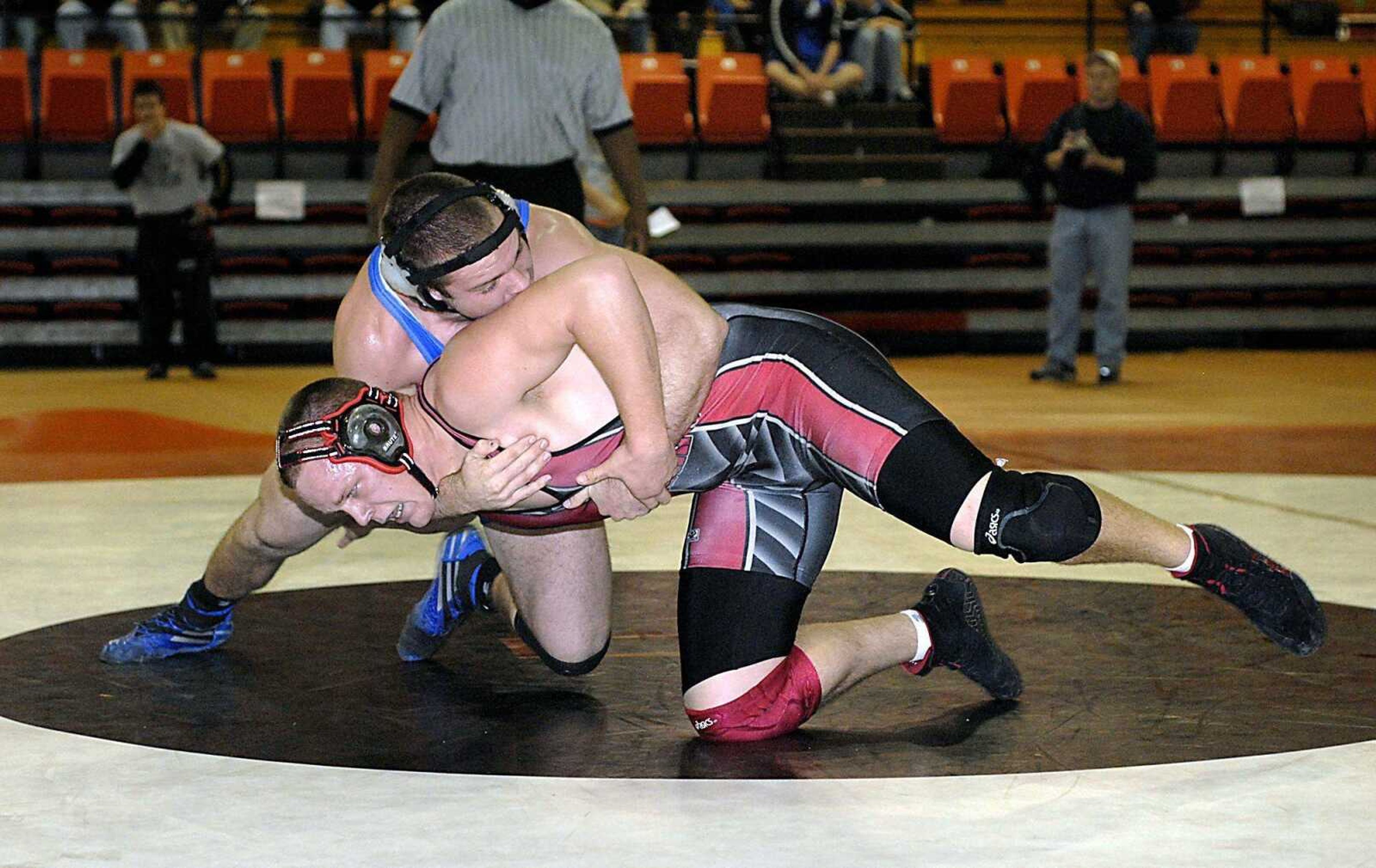 Jackson's Blake Peiffer, bottom, lost to Seckman's Jake Glore in the 215-pound final at the Tiger Classic on Saturday at Central Junior High. (Kit Doyle)