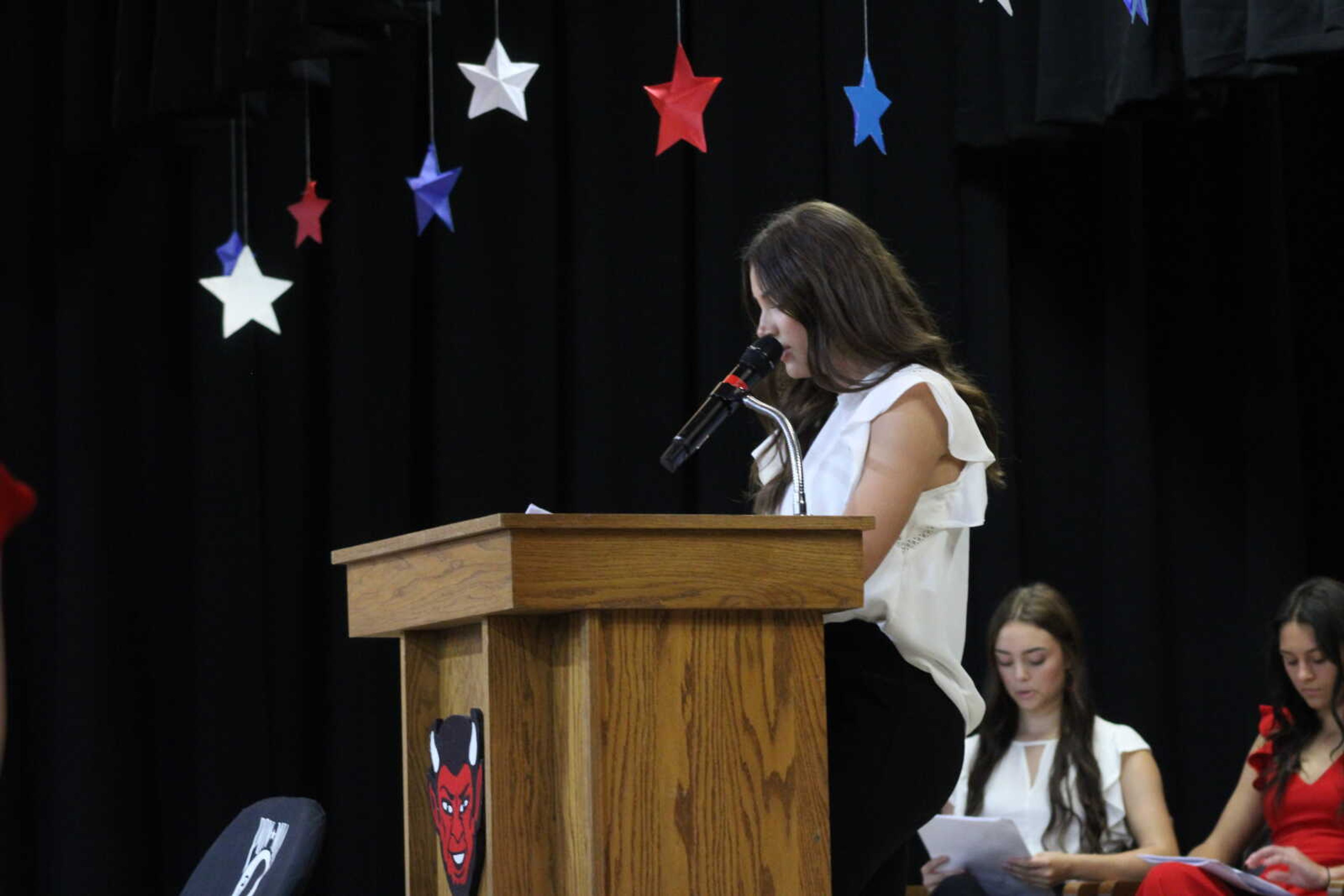 Student council president, Larissa Hanback, thanks all the Veterans in attendance for their service.