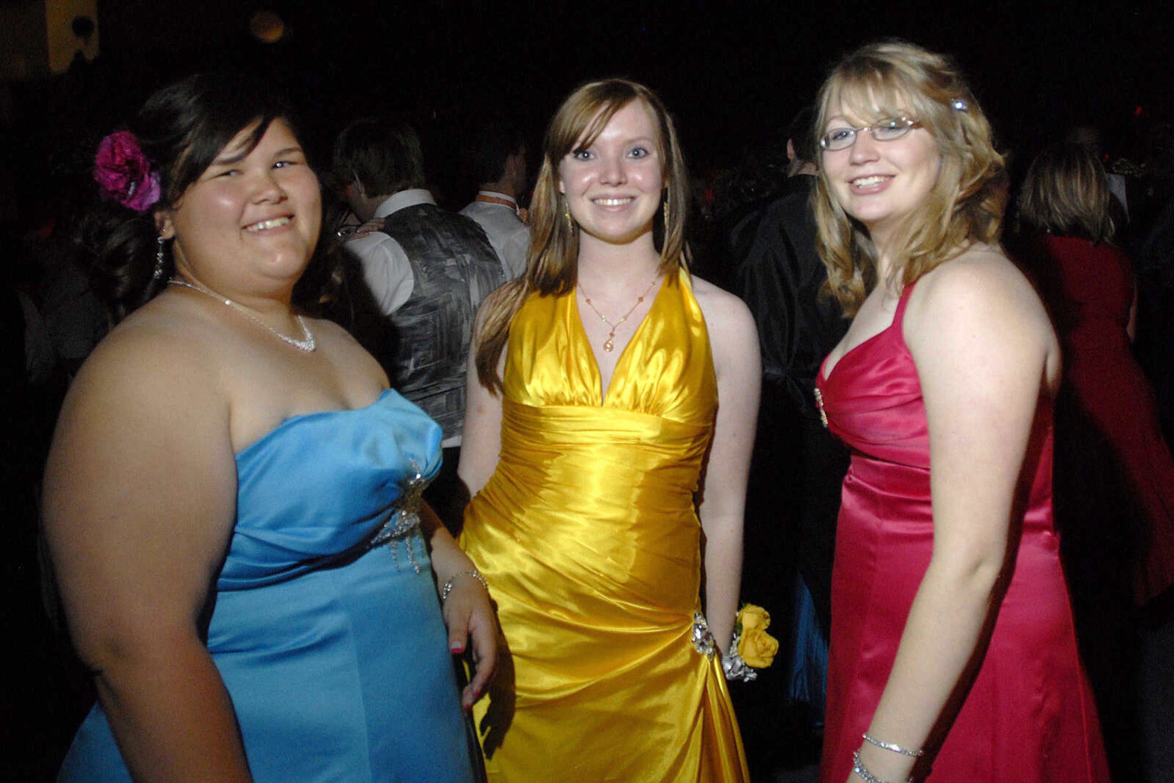 LAURA SIMON~lsimon@semissourian.com
Jackson High School Prom Saturday, May 8, 2010.