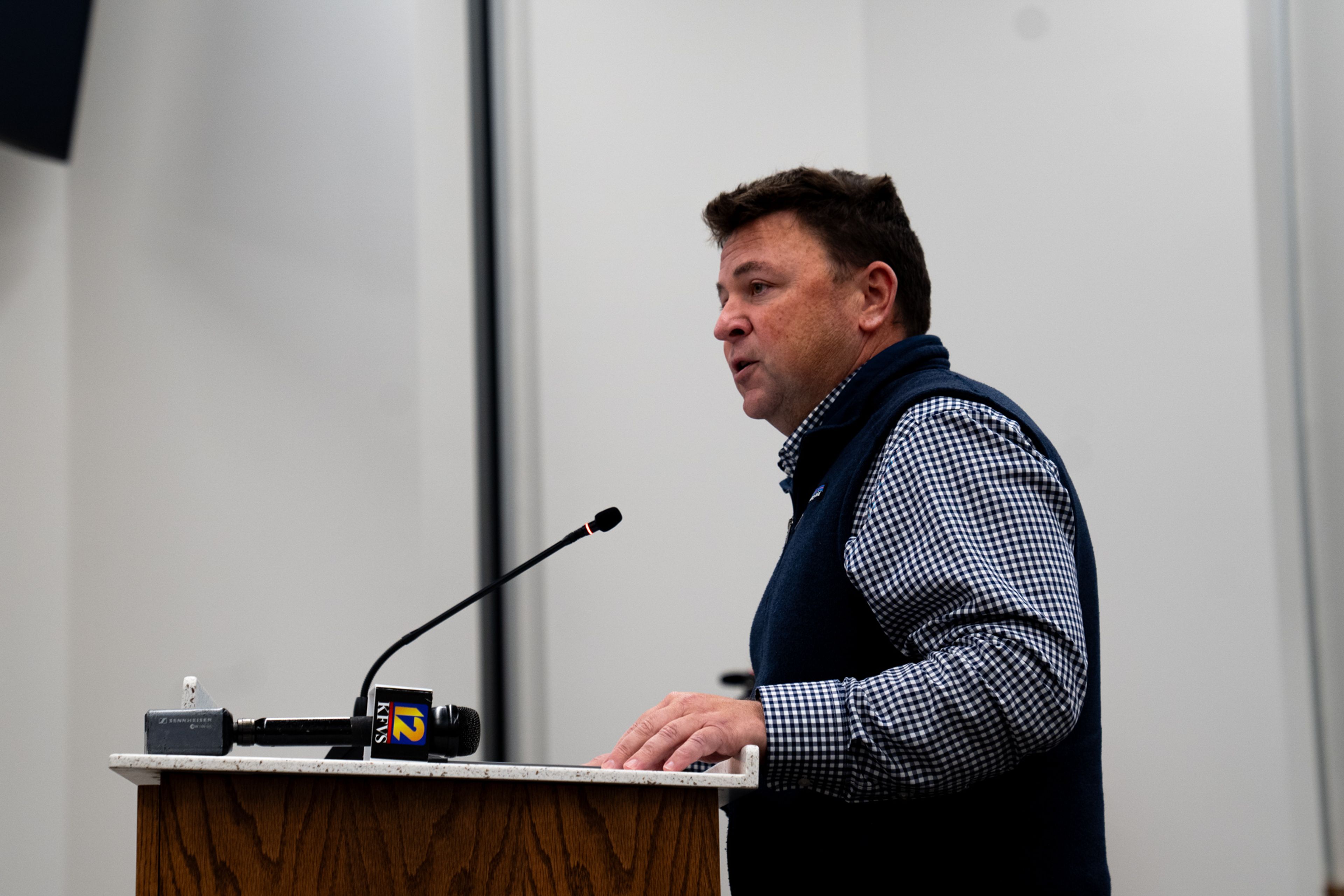 Transportation Trust Fund (TTF) 7 committee chairman Jeff Maurer presents the full road project list to the Cape Girardeau City Council on Monday, Dec. 2, at City Hall.