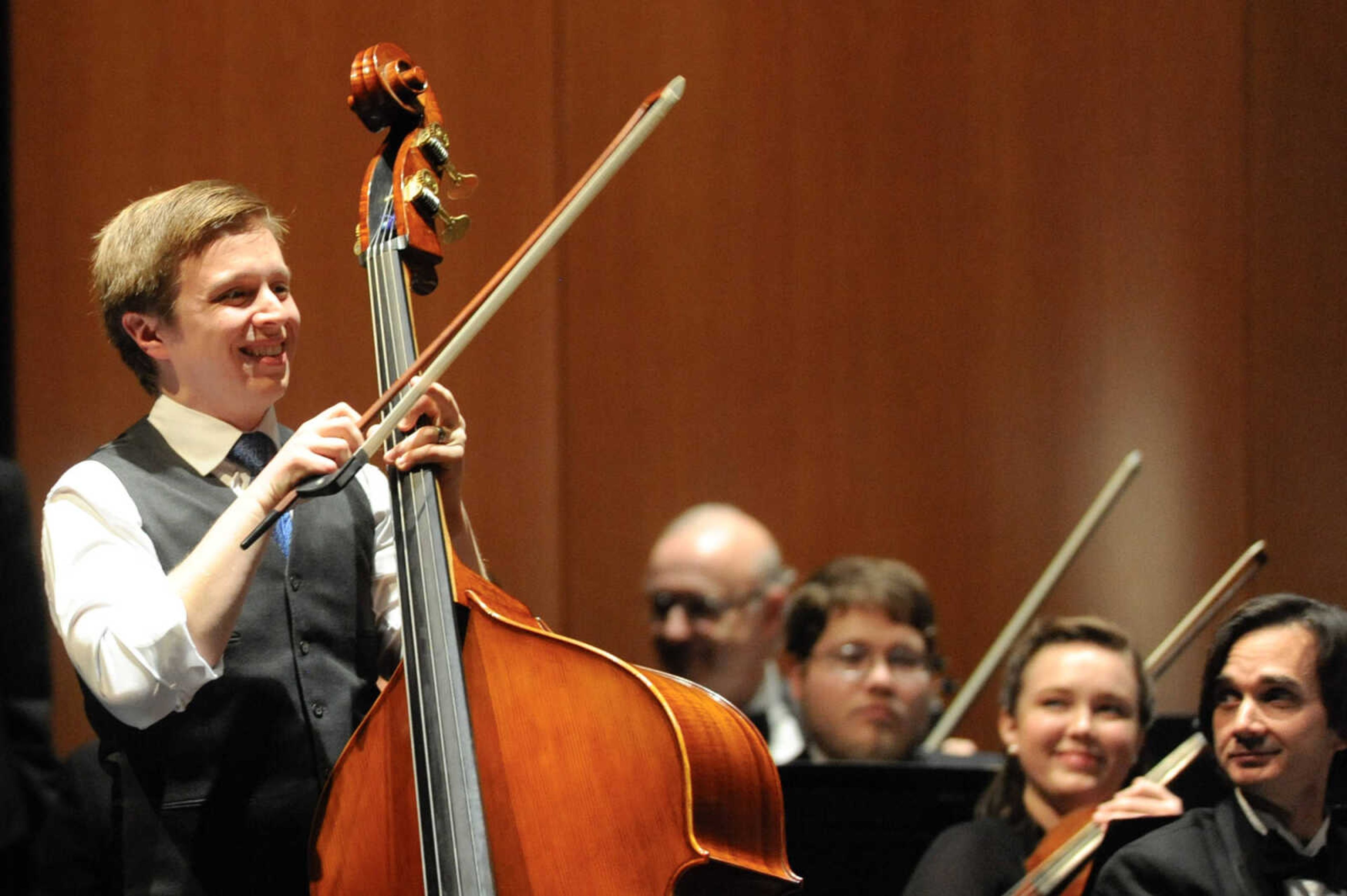 GLENN LANDBERG ~ glandberg@semissourian.com

Southeast Missouri Symphony Orchestra Gala Season Opener at the River Campus Tuesday, Oct. 13, 2015.