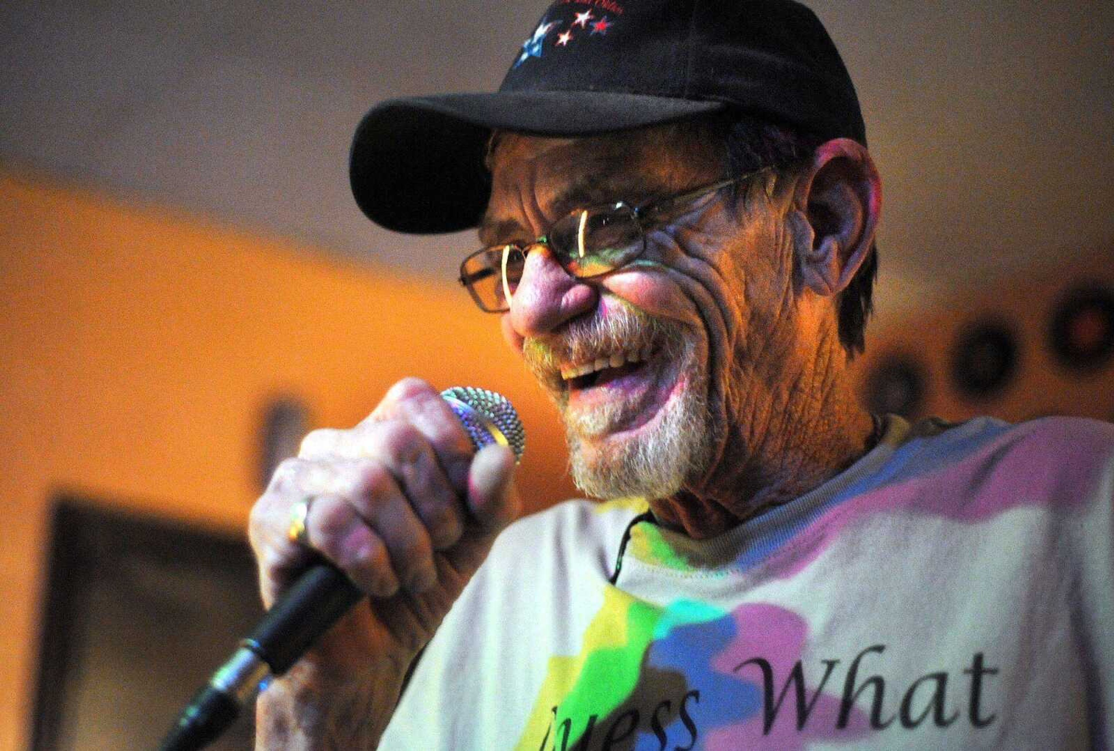 Bob Hardy, co-owner of Trish&#8217;s Place, sings &#8220;Ring of Fire&#8221; on Saturday during the bar&#8217;s final night of business at its location west of the former Plaza Galleria in Cape Girardeau. Hardy and his wife, Sabrina, have owned Trish&#8217;s Place for the last six years. (Laura Simon)