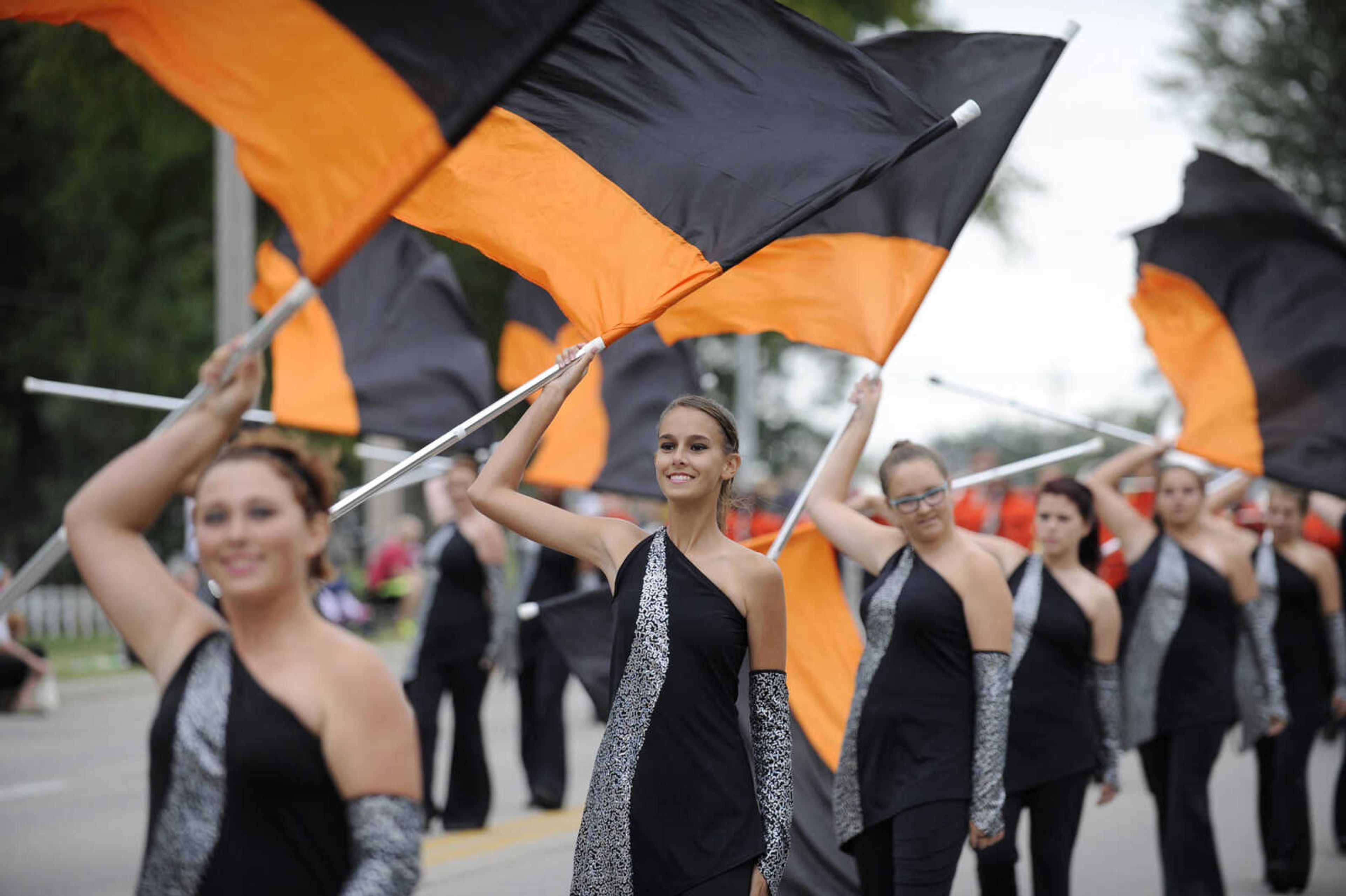 GLENN LANDBERG ~ glandberg@semissourian.com

The SEMO District Fair Parade heads down Broadway after starting in Capaha Park Saturday morning, Sept. 6, 2014, in Cape Girardeau. The parade ended at Arena Park where the 159th annual SEMO District Fair is being held.