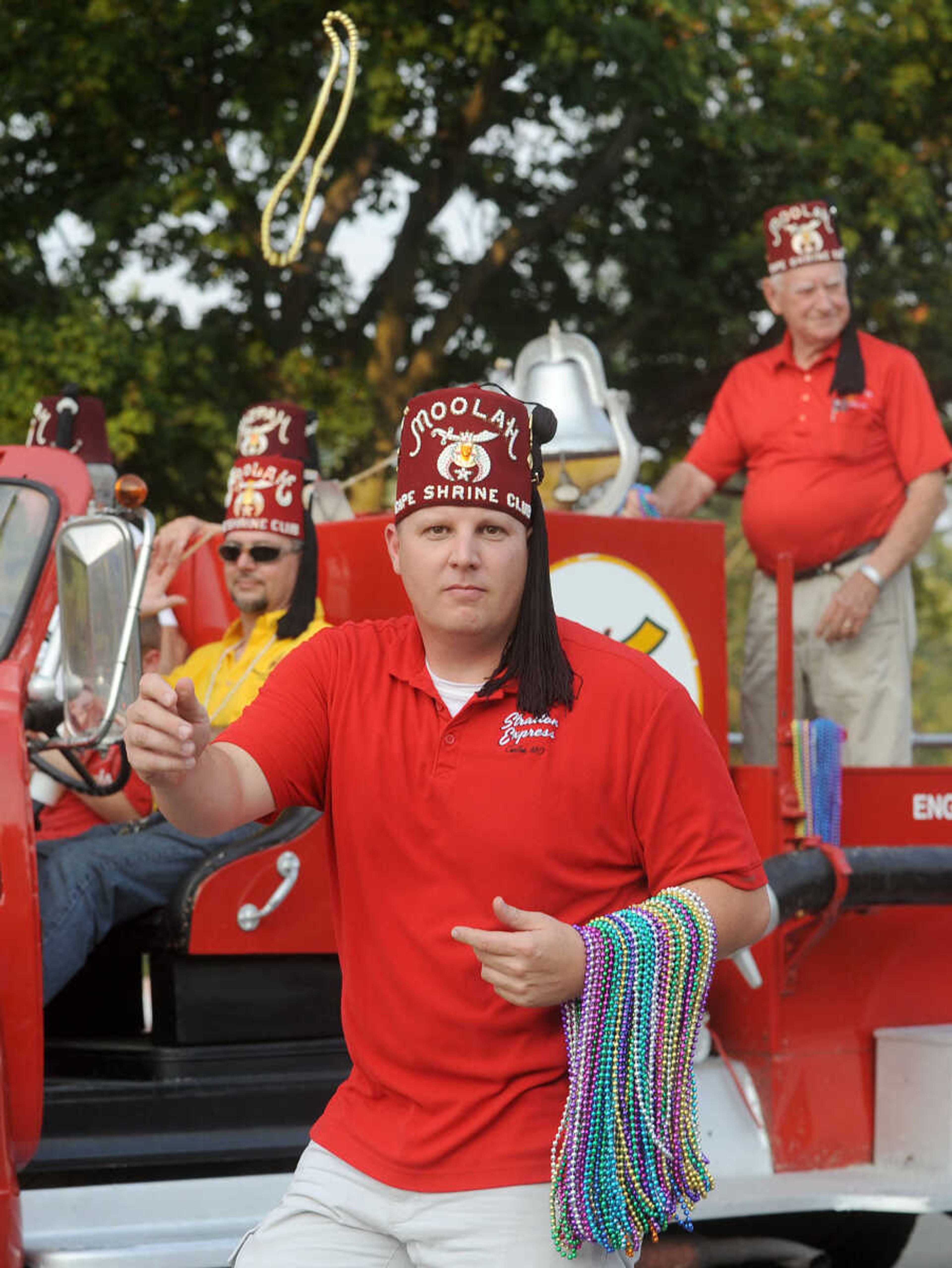 LAURA SIMON ~ lsimon@semissourian.com

The SEMO District Fair Parade moves along Broadway towards Arena Park, Monday, Sept. 9, 2013, in Cape Girardeau.