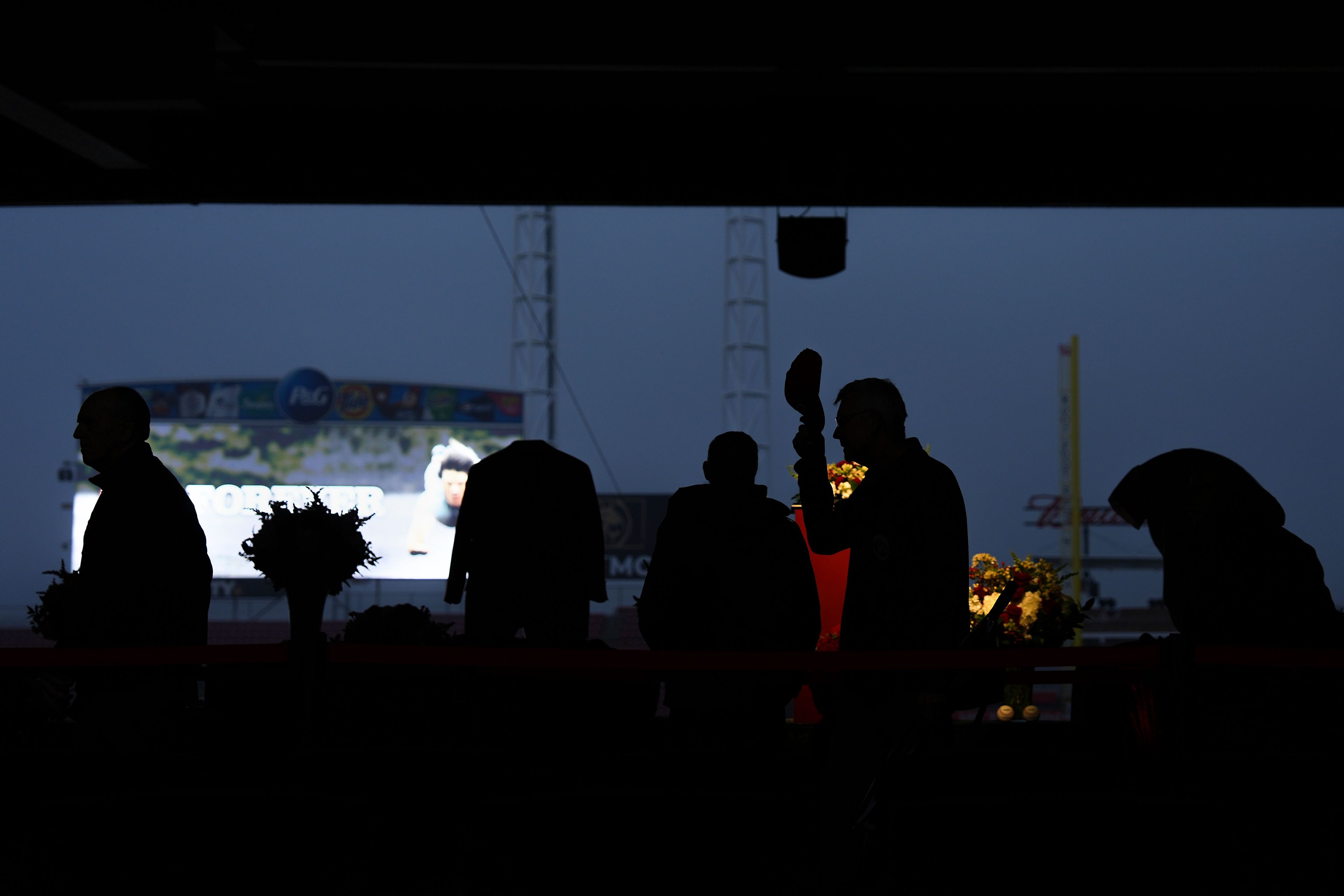 Baseball fans line up to pay their respects to Cincinnati Reds legend Pete Rose during a public visitation, Sunday, Nov. 10, 2024, at Great American Ball Park in Cincinnati. (AP Photo/Kareem Elgazzar)