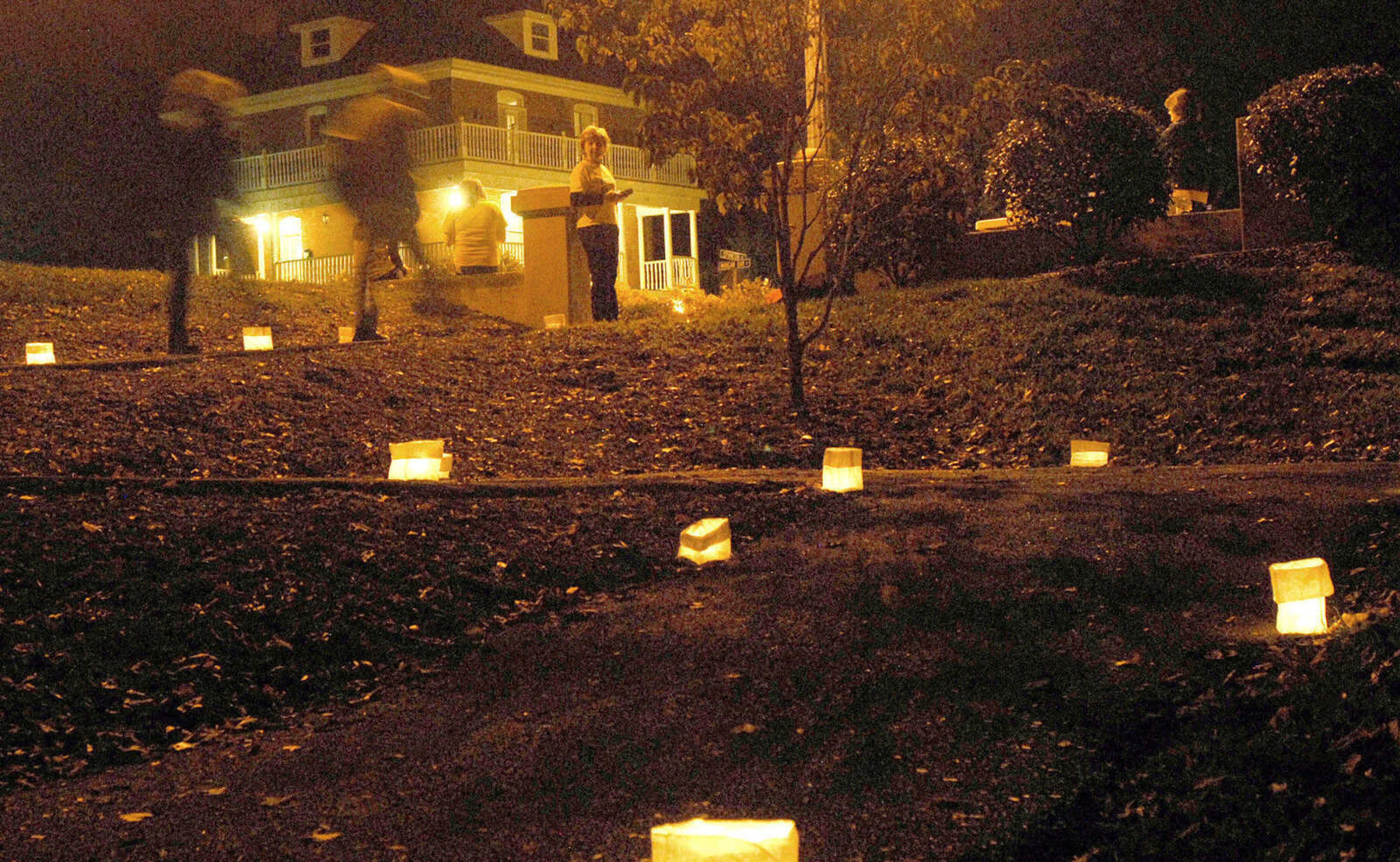 LAURA SIMON ~ lsimon@semissourian.com
Story tellers Regina Carpenter and Gayle Ross tell bone chilling tales Friday, October 14, 2011 during an evening of Ghost Storytelling at the east lawn of the River Campus of Southeast Missouri State University in Cape Girardeau.