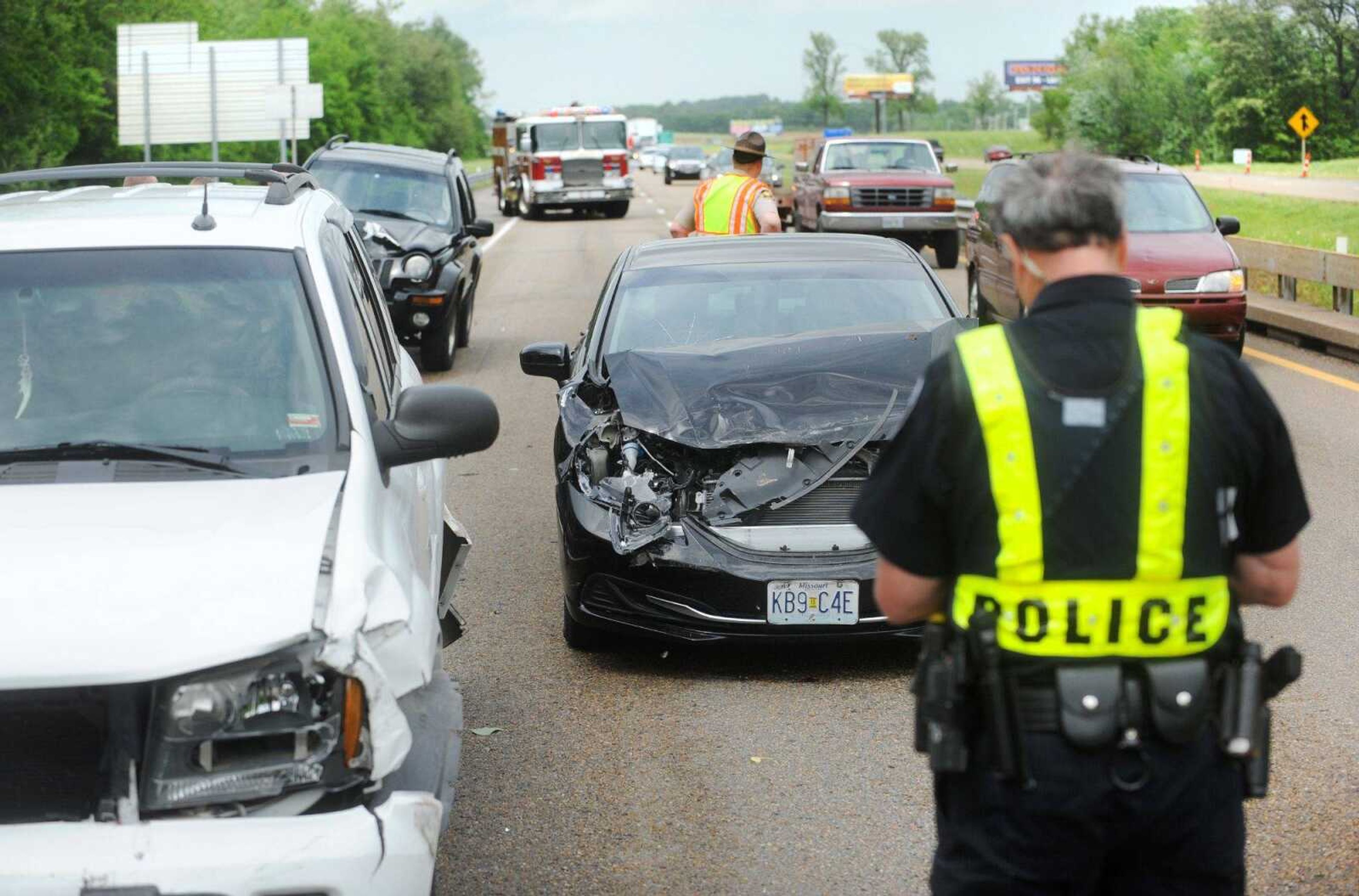 Members of the Cape Girardeau fire and police departments are working the scene of a multi-vehicle accident in the southbound lane of Interstate 55, near exit 93.