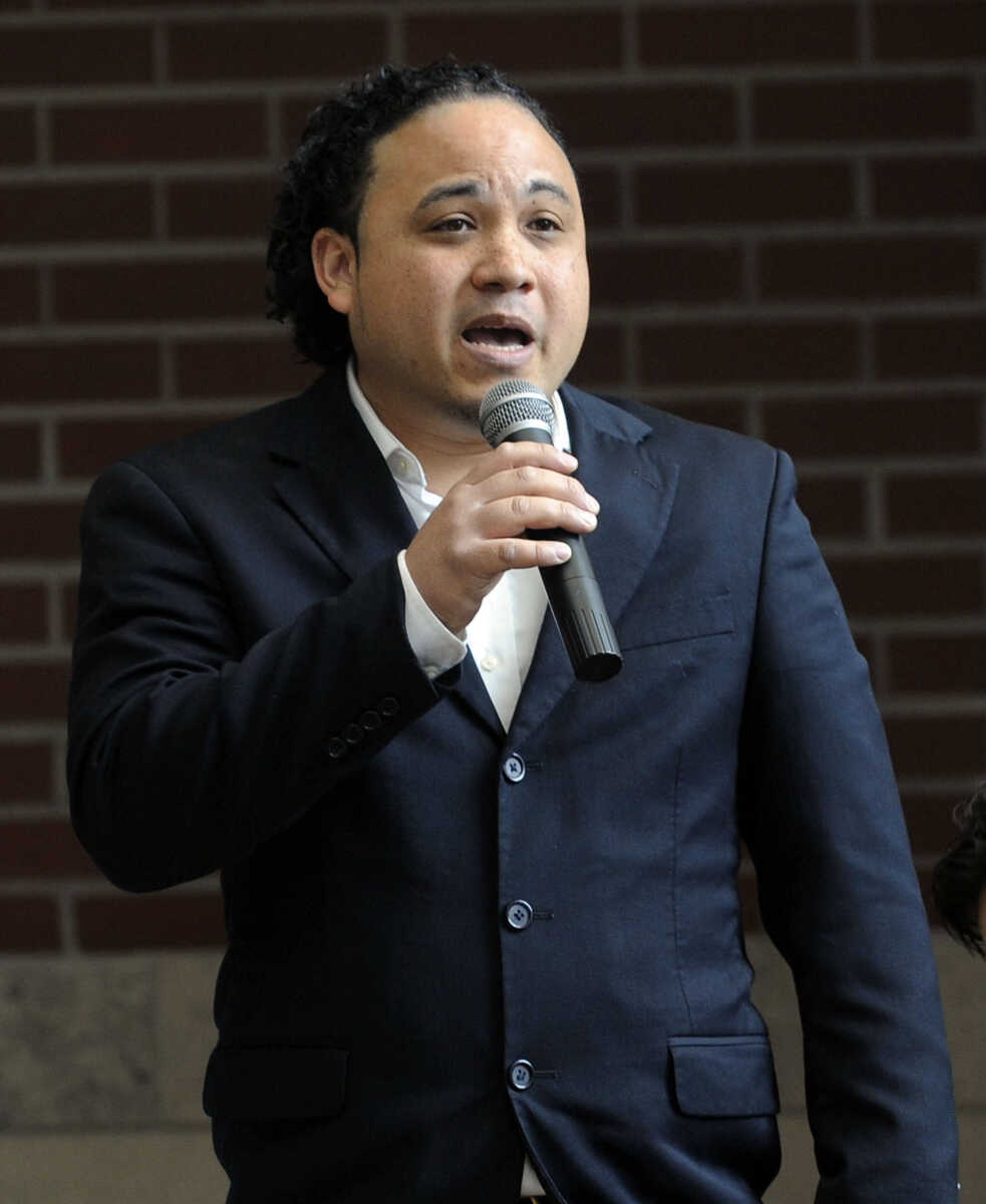 Anthony Yen Soo Hon of Trinidad & Tobago speaks during a naturalization ceremony Friday, May 2, 2014 at the Rush H. Limbaugh Sr. U.S. Courthouse in Cape Girardeau.