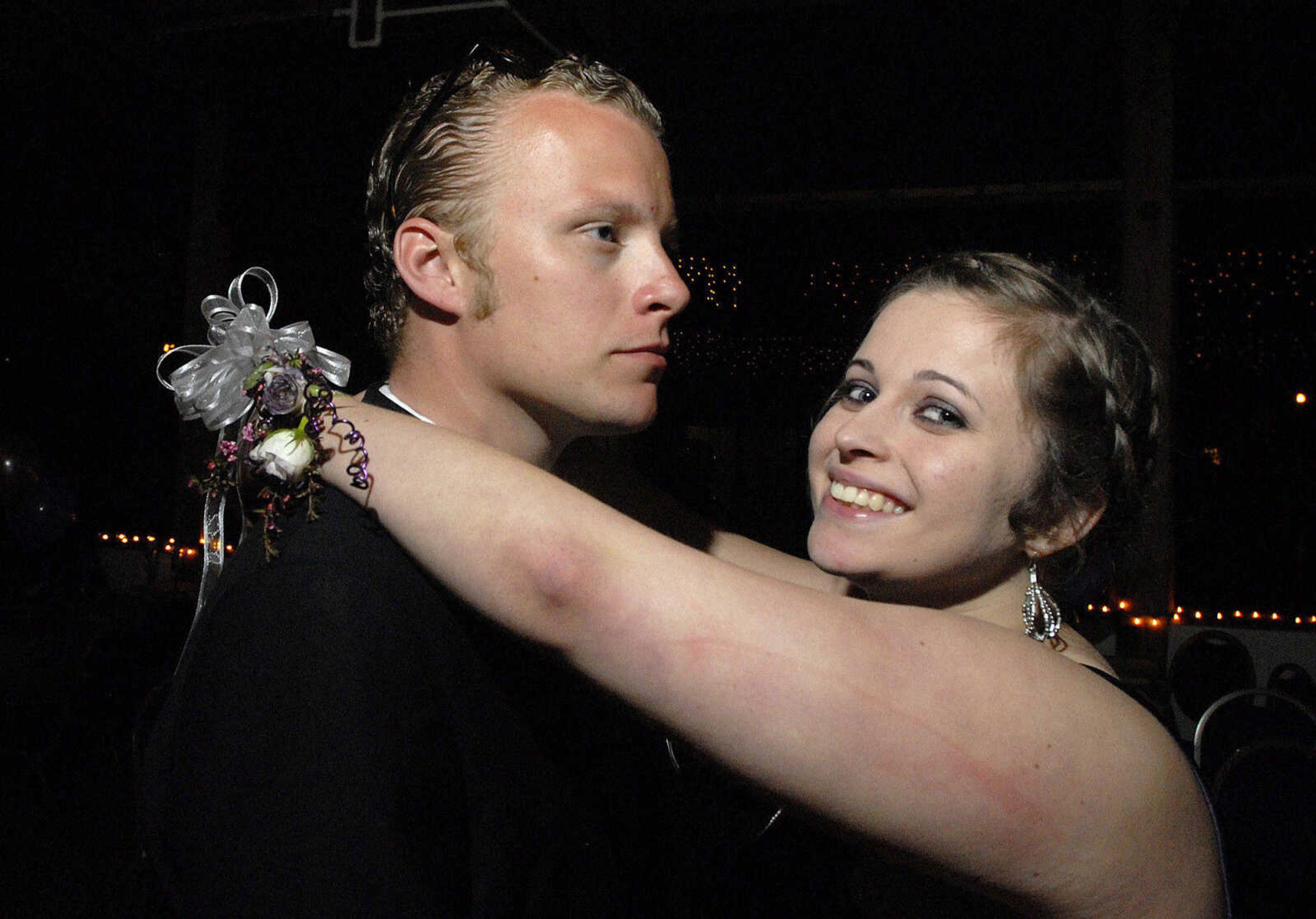 LAURA SIMON~lsimon@semissourian.com
Meadow Heights' prom "A Night to Remember" was held Saturday, April 30, 2011 at Deerfield Lodge.