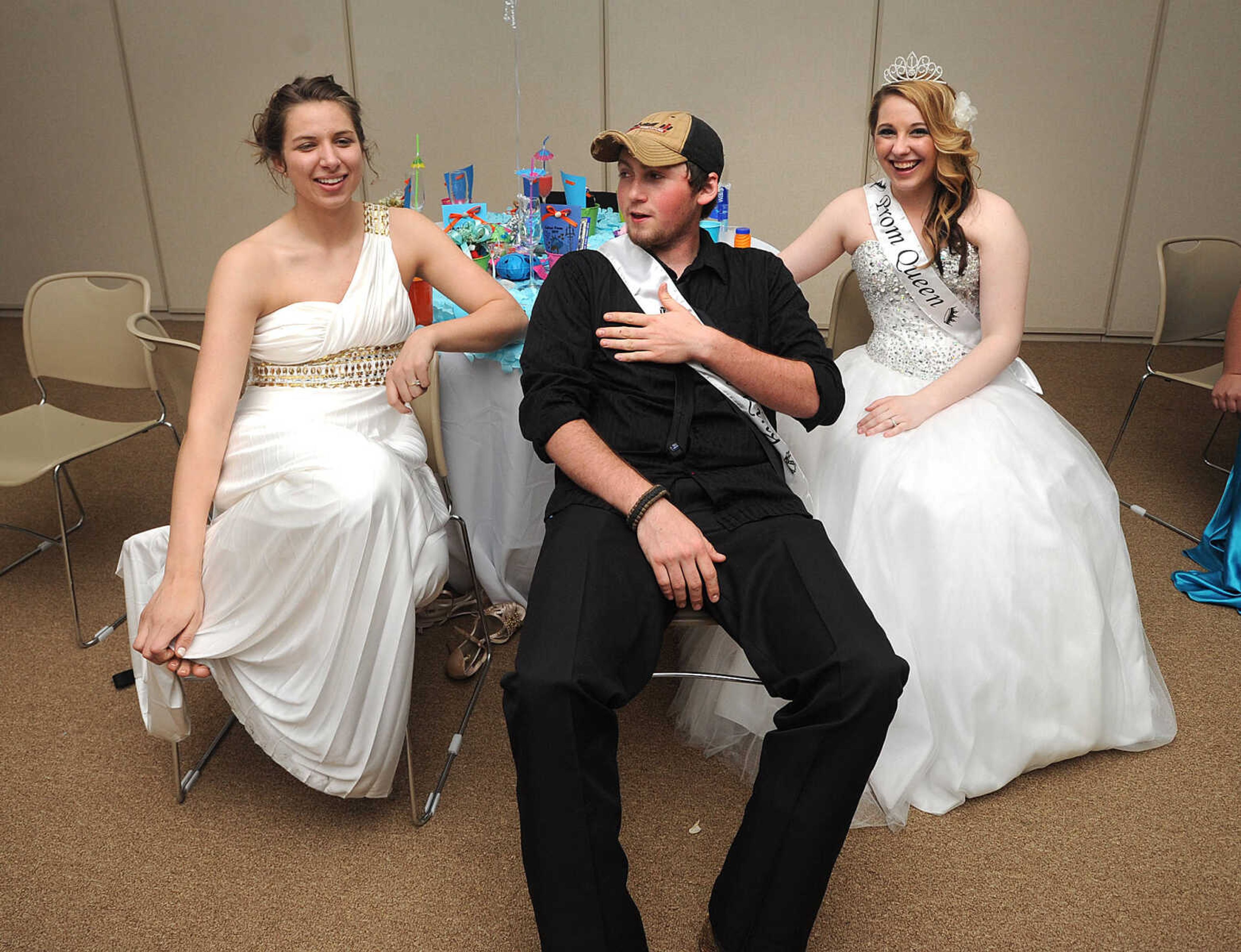 LAURA SIMON ~ lsimon@semissourian.com

Zalma High School held its prom Saturday night, April 26, 2014, at the Osage Centre in Cape Girardeau.