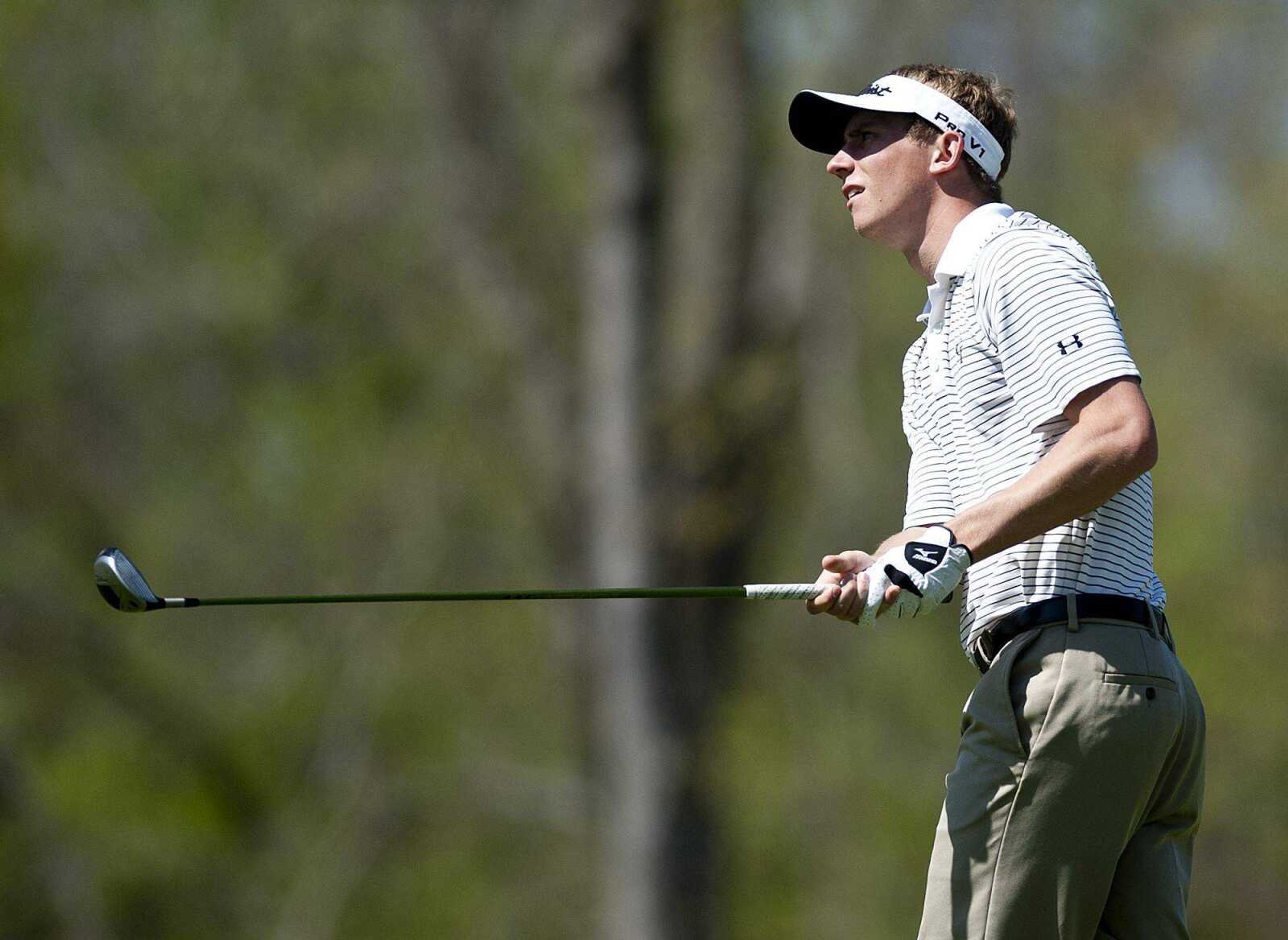 Central&#8217;s Travis Simmons watches his tee shot on the third hole during the SEMO Conference tournament Tuesday at Dalhousie Golf Club. Simmons repeated as medalist in the large school division, holding off Notre Dame&#8217;s Jack Litzelfelner in a playoff. (Adam Vogler)