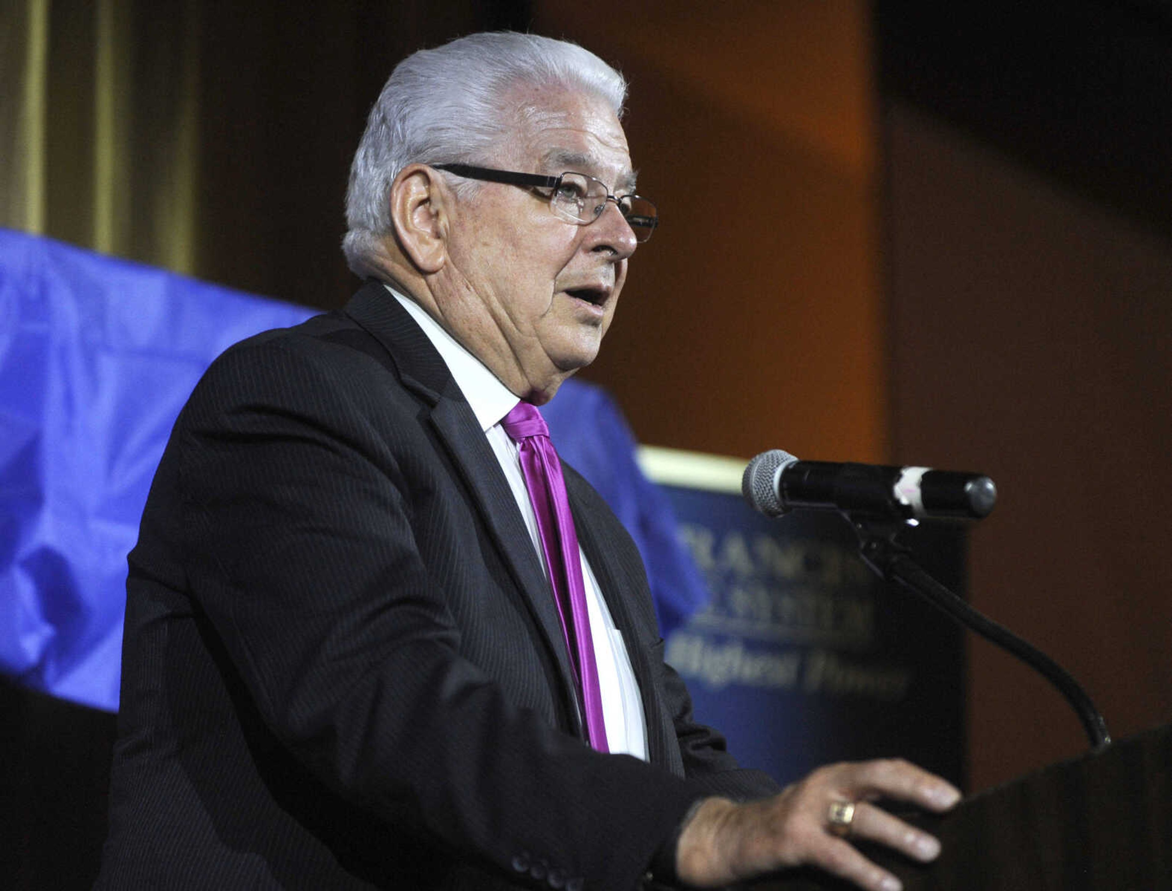 FRED LYNCH ~ flynch@semissourian.com
Cape Girardeau Mayor Harry Rediger speaks Thursday, Aug. 17, 2017 at a retirement reception for Saint Francis Healthcare System president and CEO Steven C. Bjelich at Isle Casino Event Center.